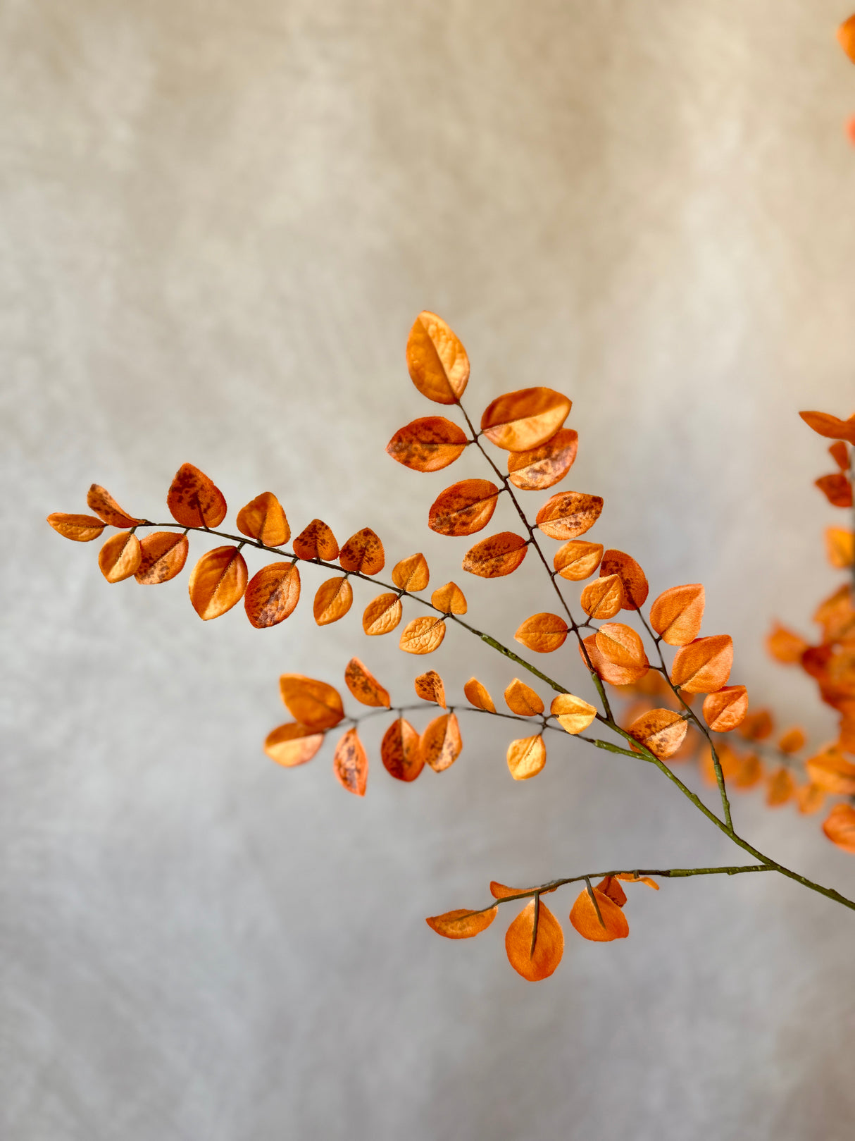 Flame Mini Leaf Fall Spray