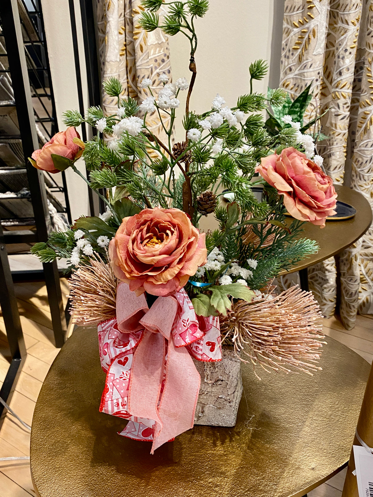 15" Mystical Ranunculus Centerpiece