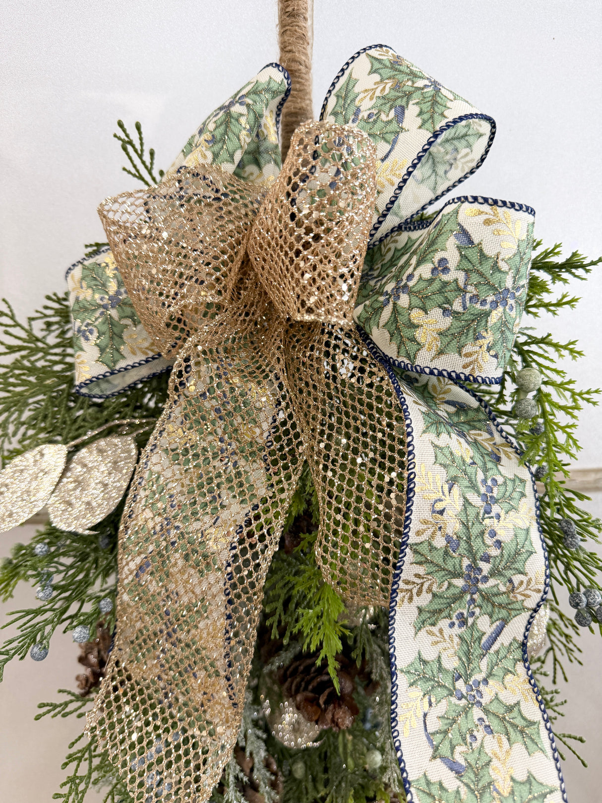 32" Winter Woodland Charm