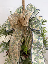 32" Winter Woodland Charm