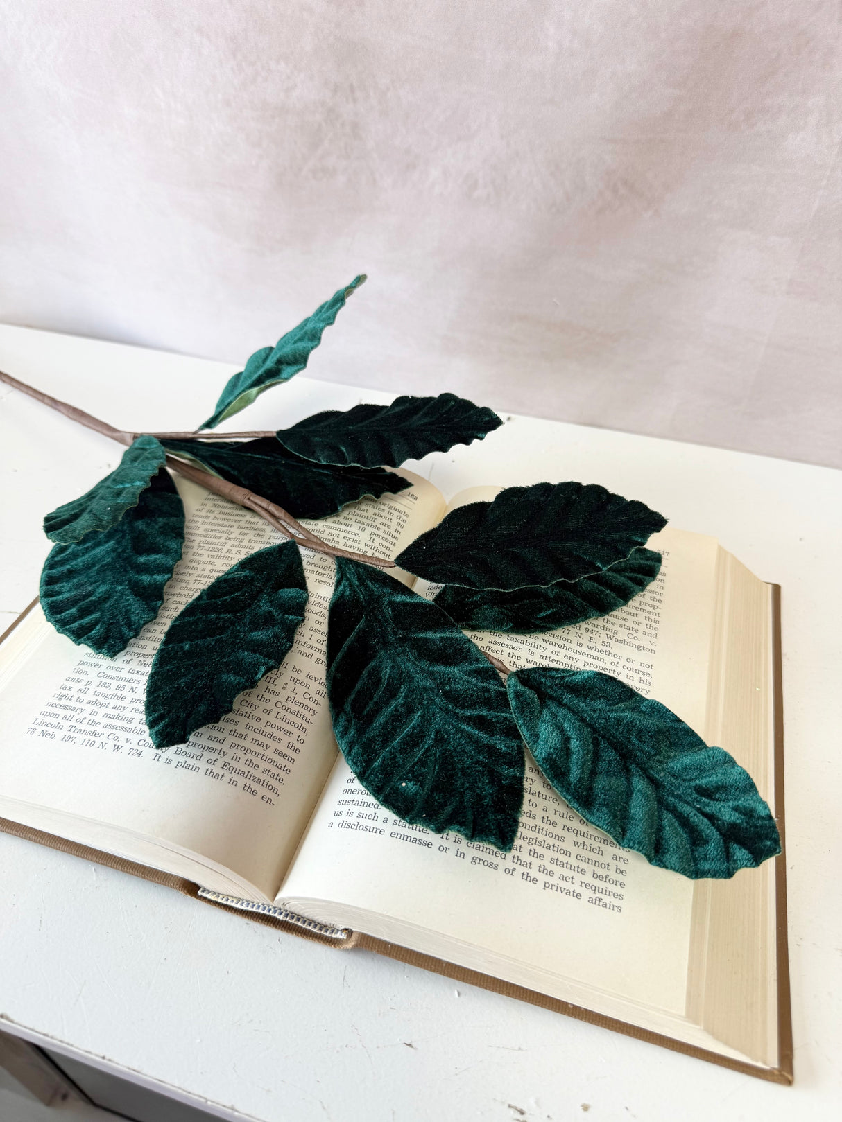 Emerald Modern Tree Leaf Spray