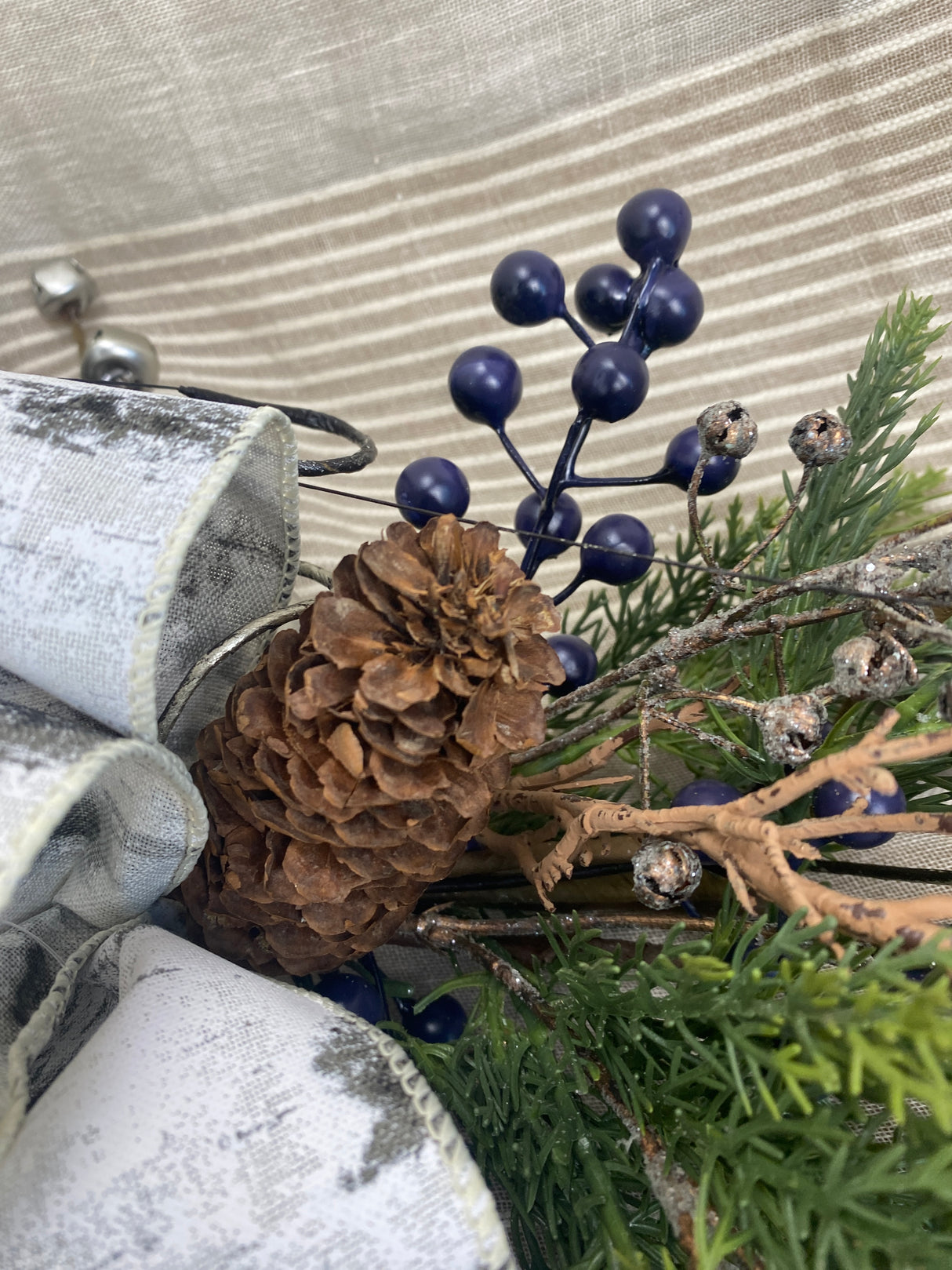 21" Winter's Sparkle Small Swag