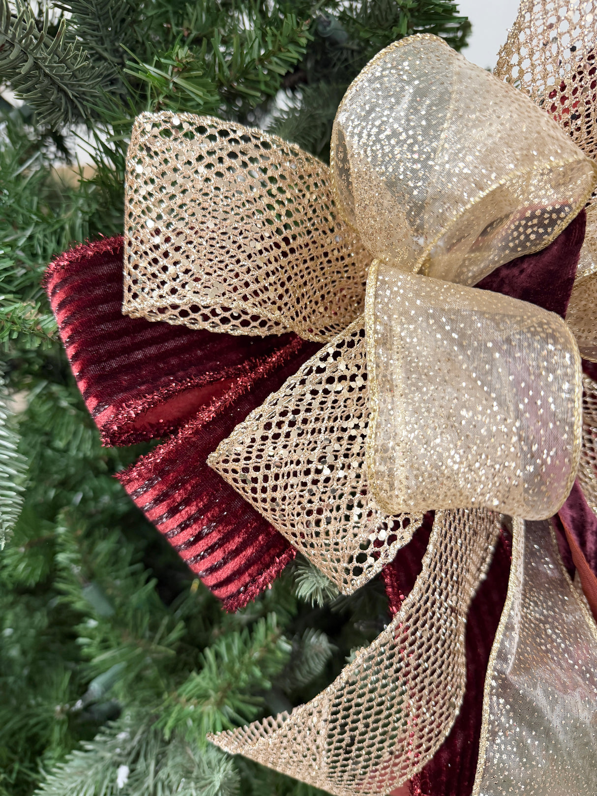 17" Burgundy Sparkle Bow