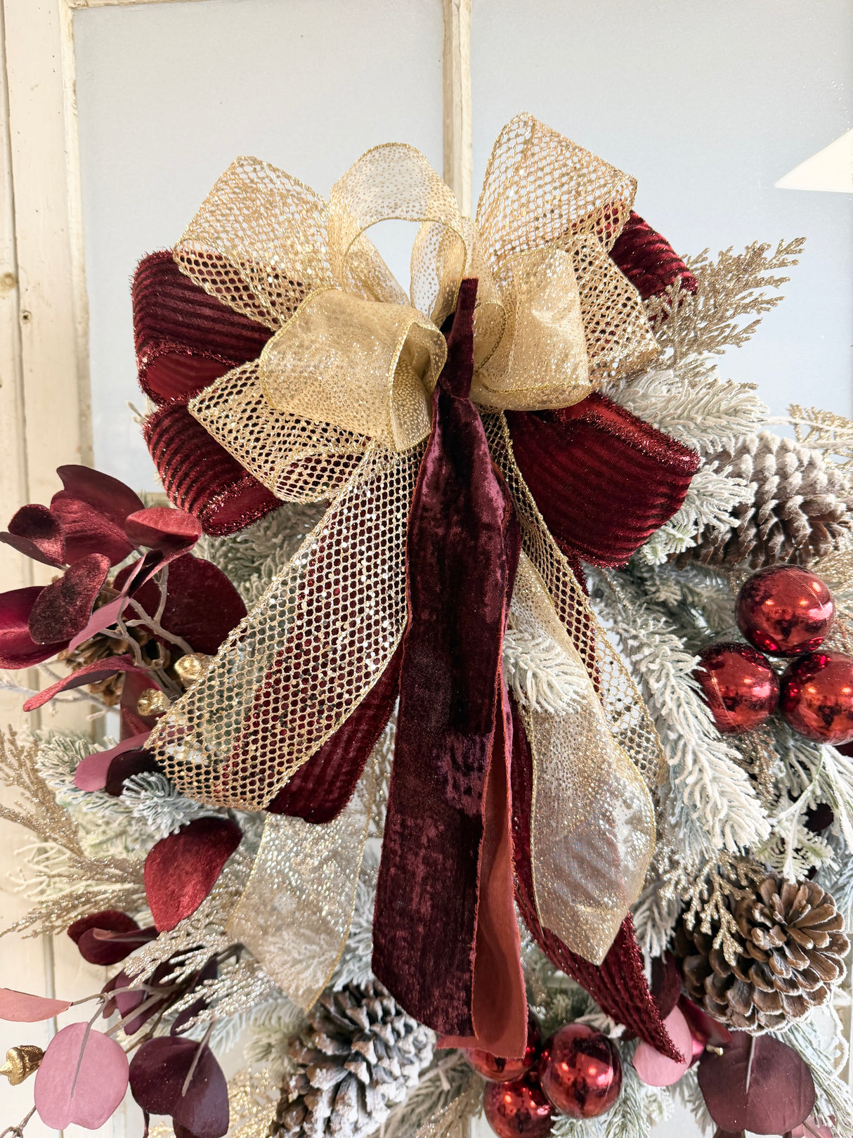 Glimmering Burgundy Wreath Kit
