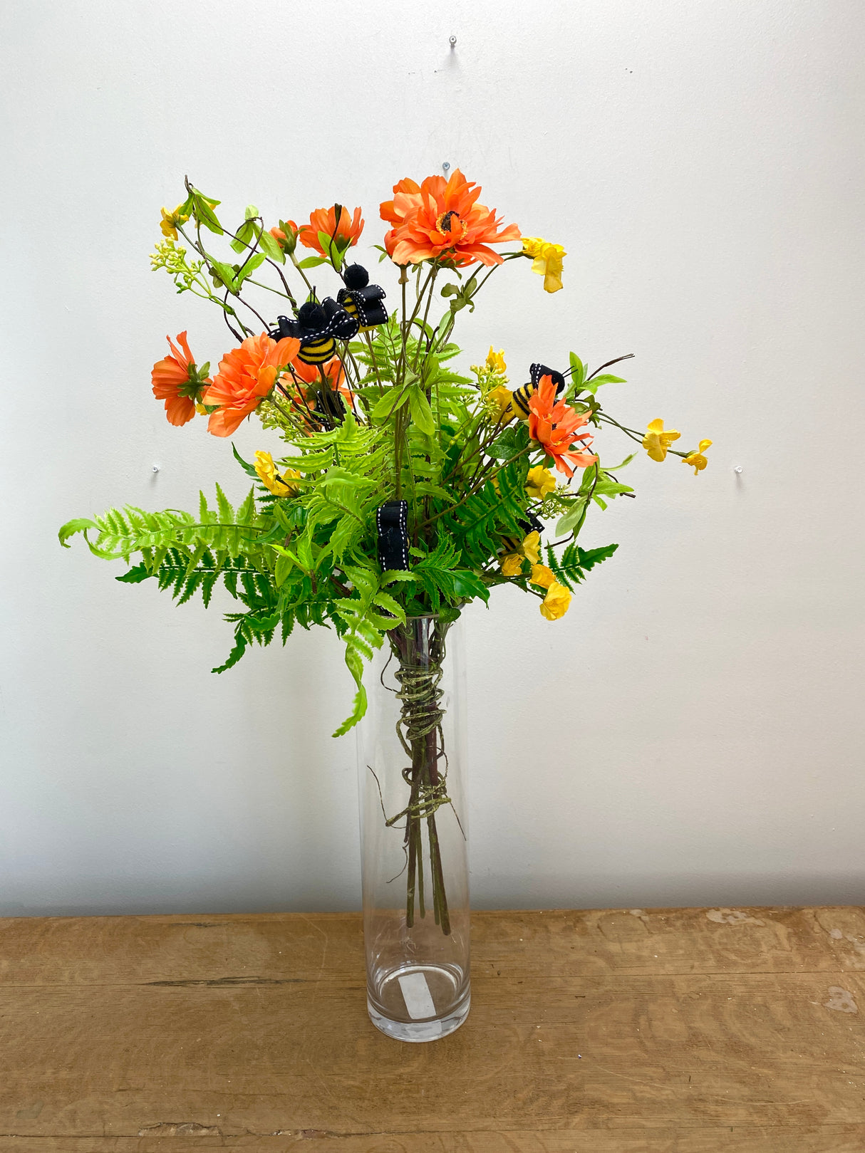 28" Bee-utiful Cosmos Drop-in