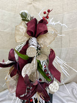 21" Winter Lily Lantern Swag