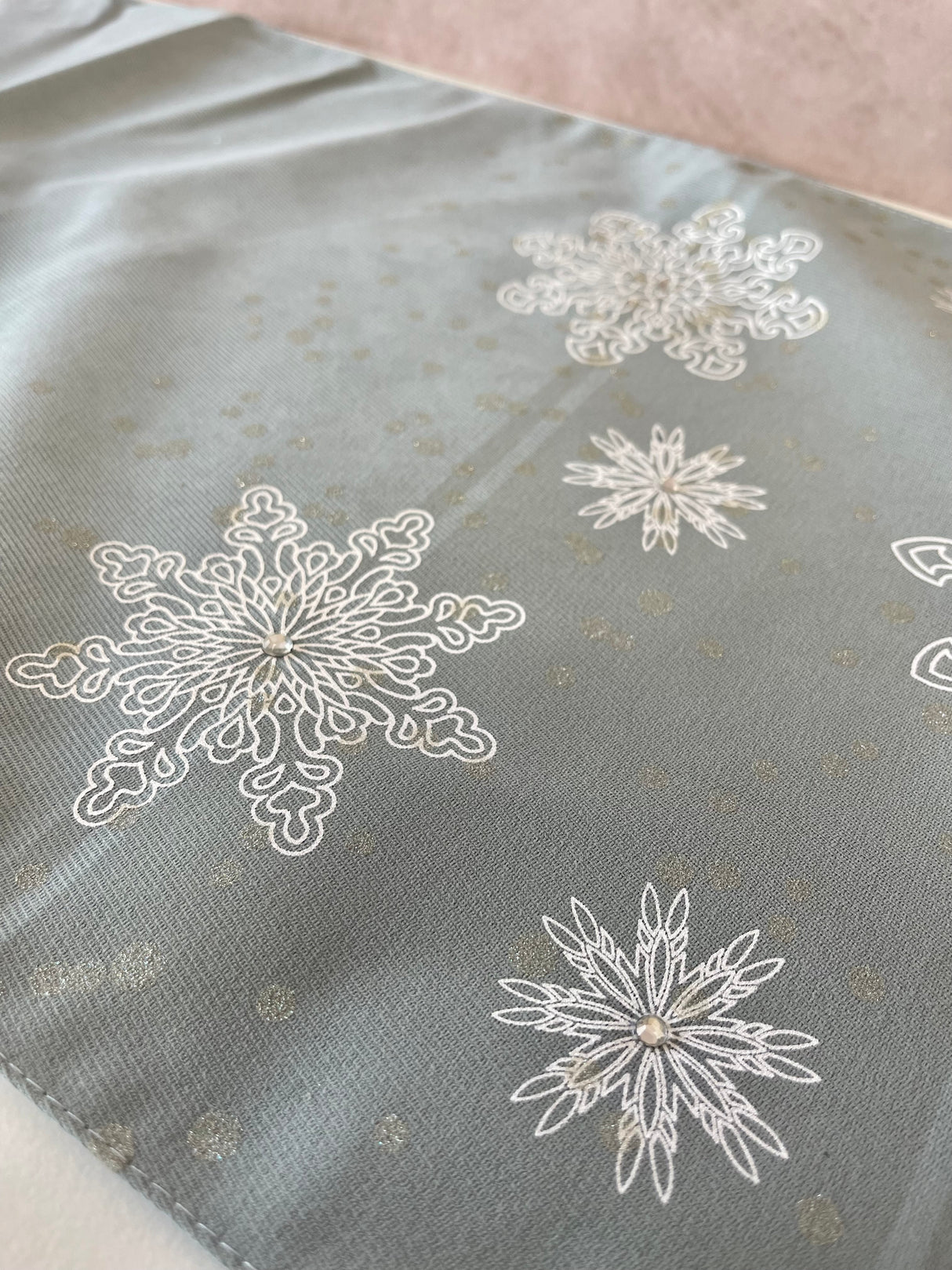 Snowy Serenade Table Runner