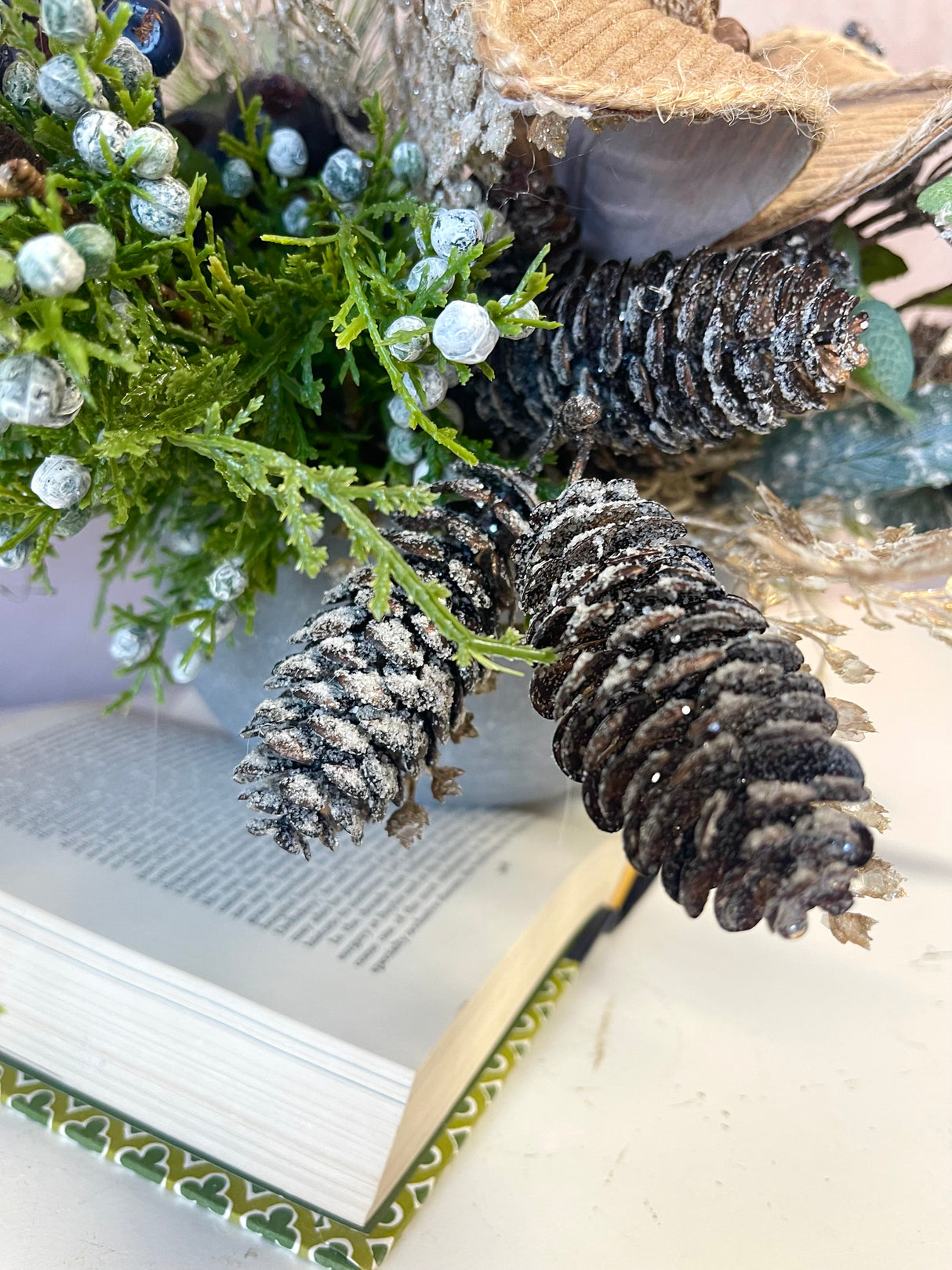21" Rustic Sparkle Centerpiece