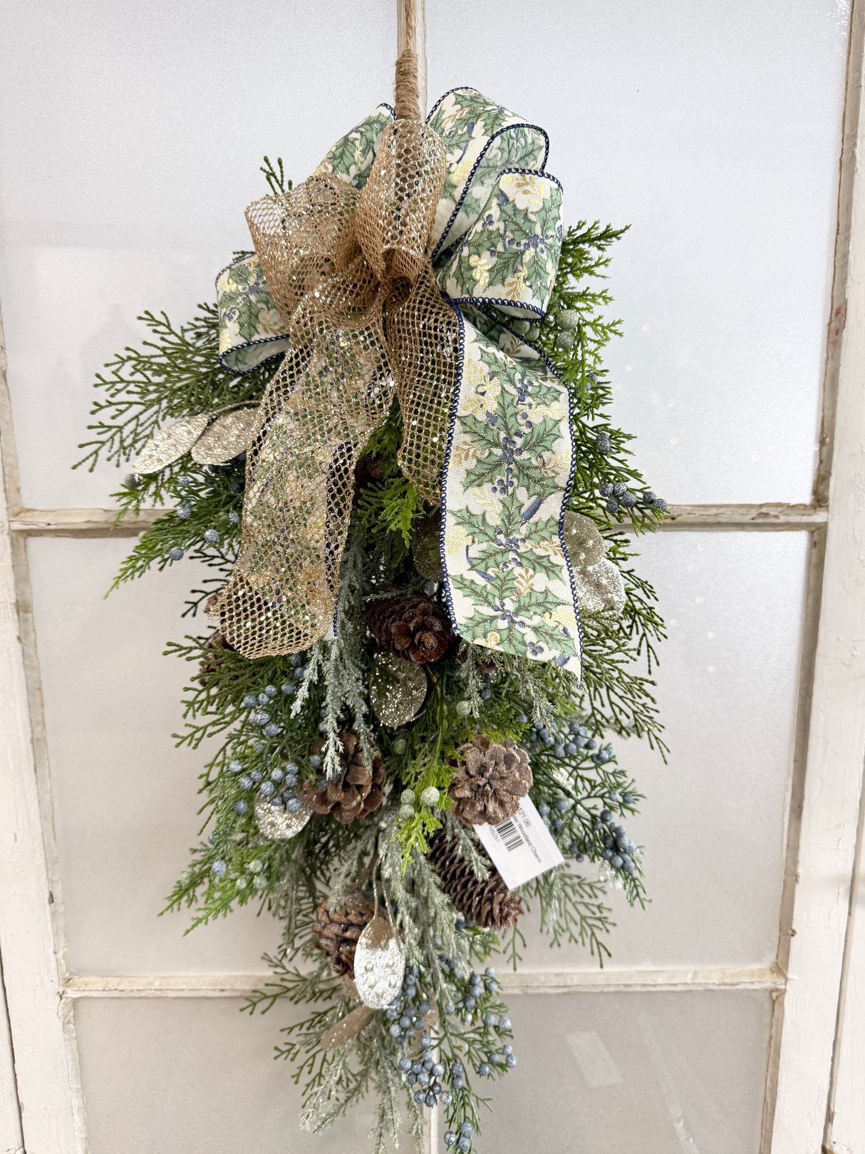 32" Winter Woodland Charm