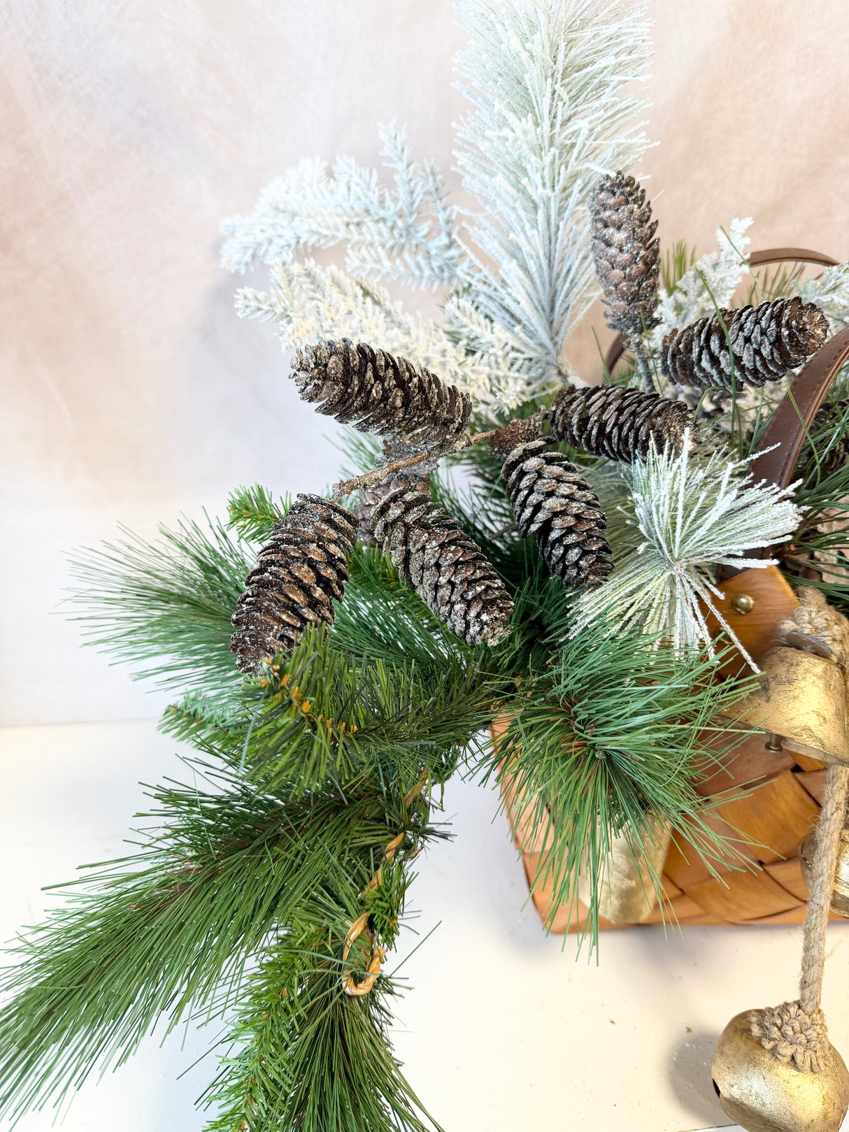 Pinecone Beauty Drop-In Kit