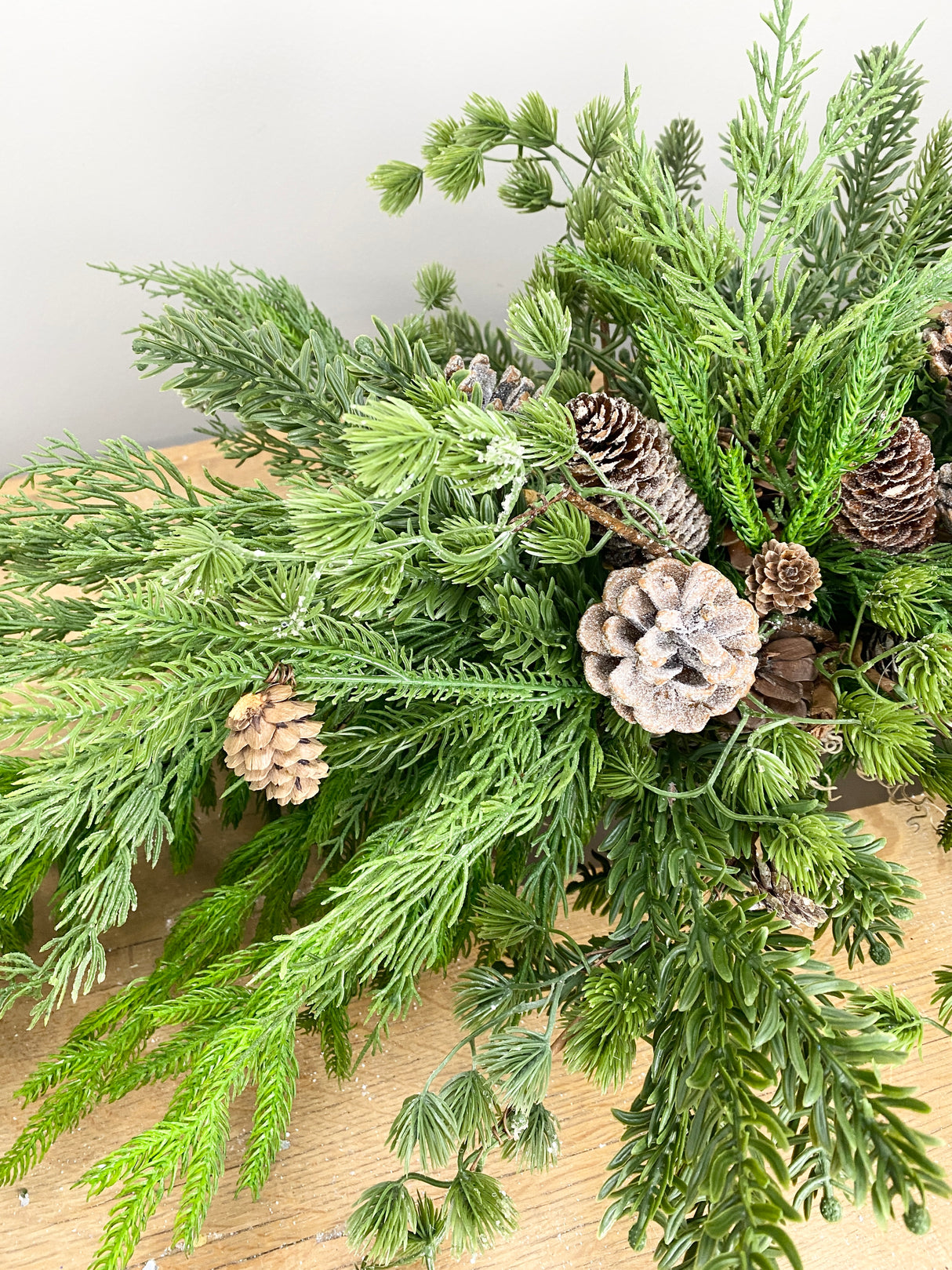 34" Pinecone Beauty Centerpiece