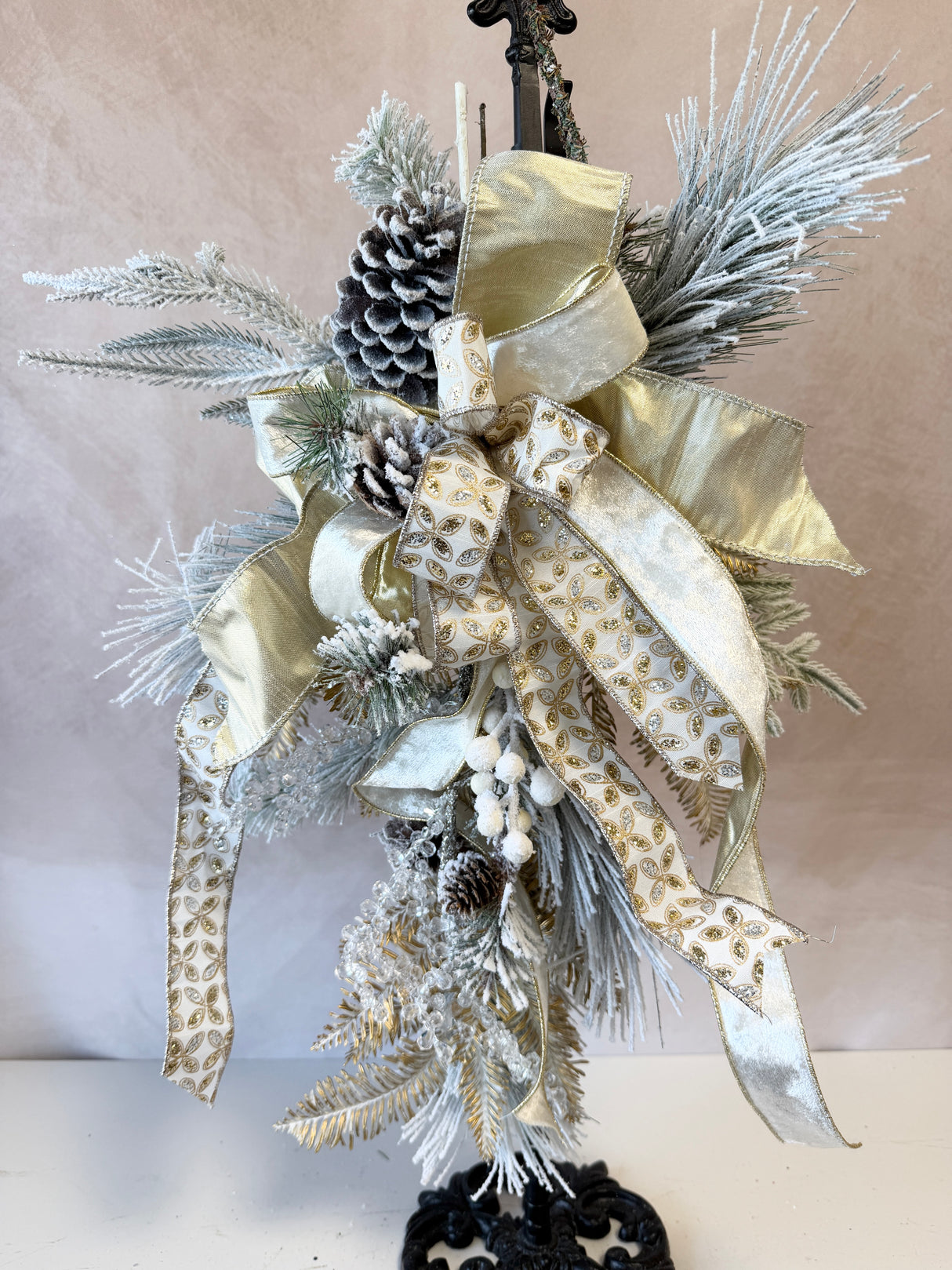 Ivory Elegance Swag Kit