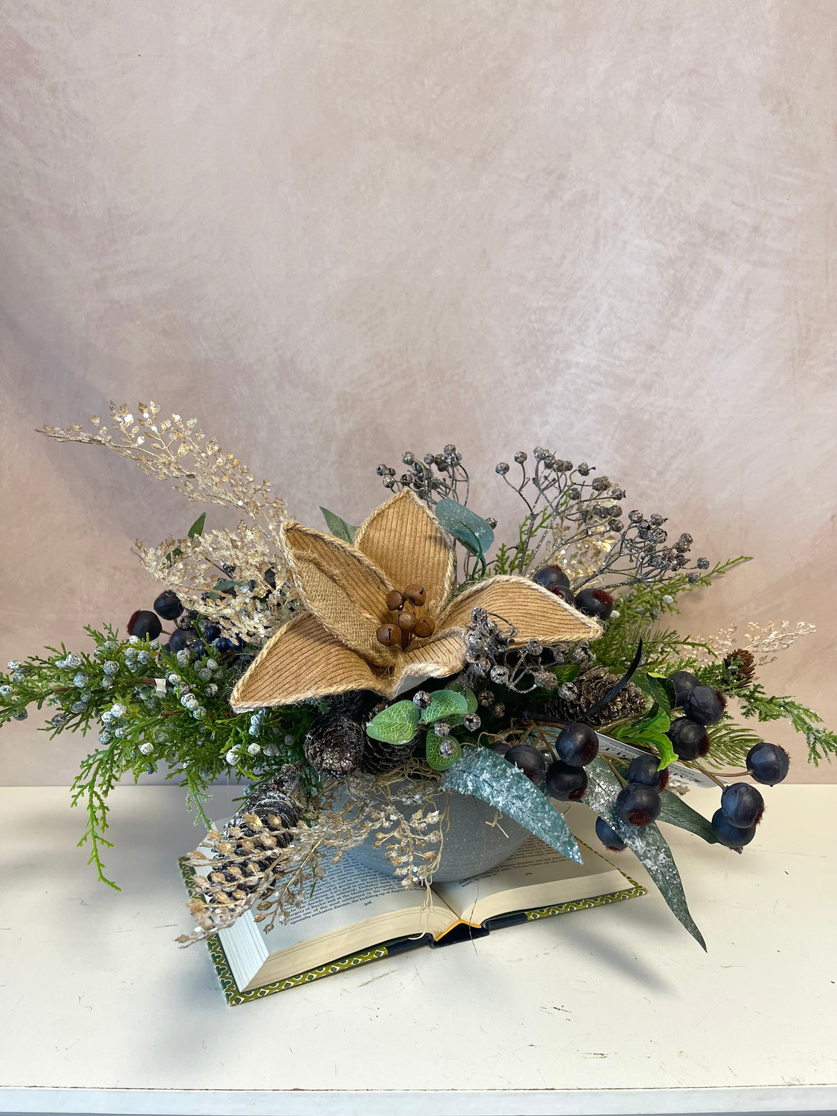 21" Rustic Sparkle Centerpiece