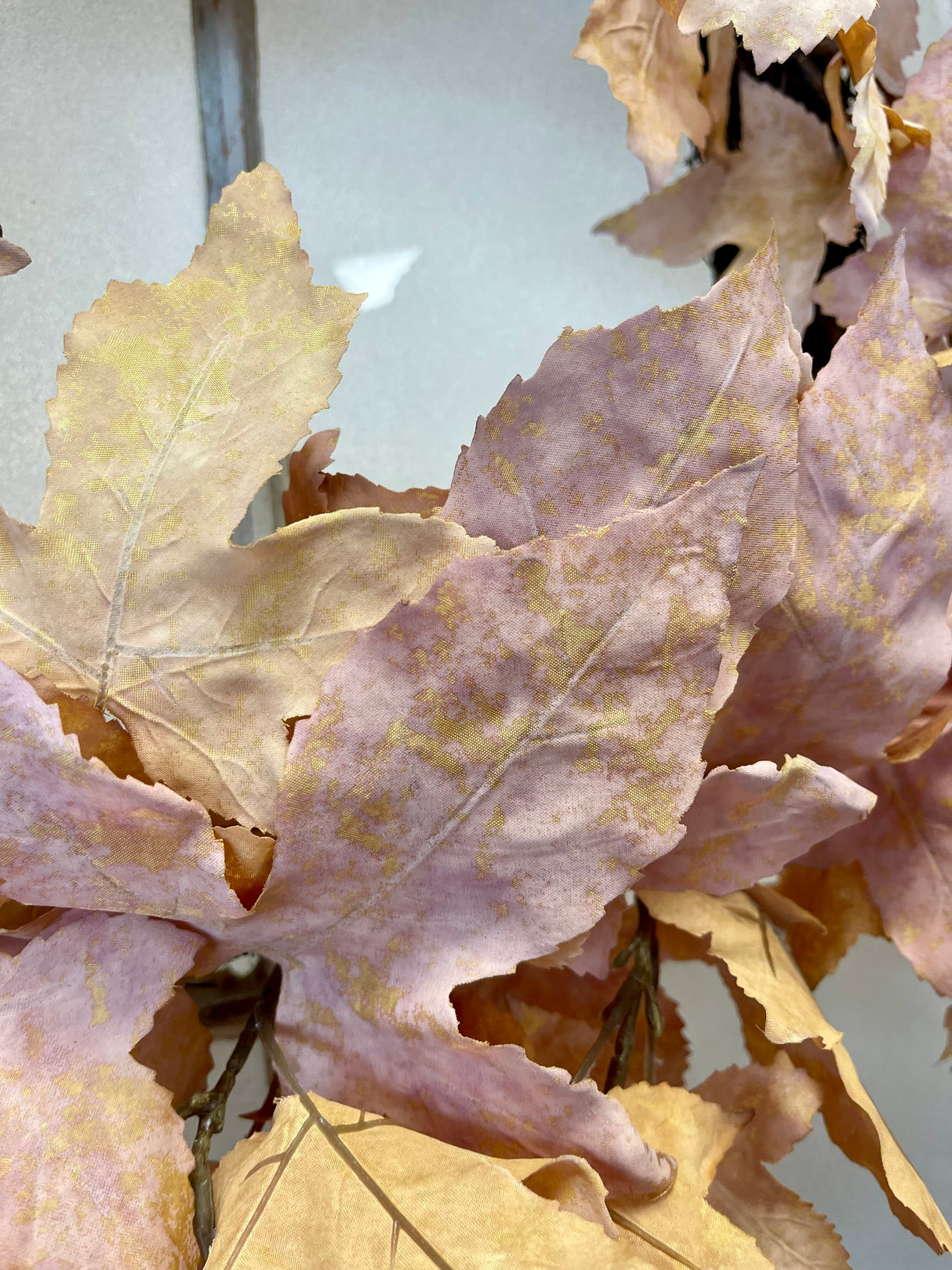 24" Tan Maple Leaf Wreath