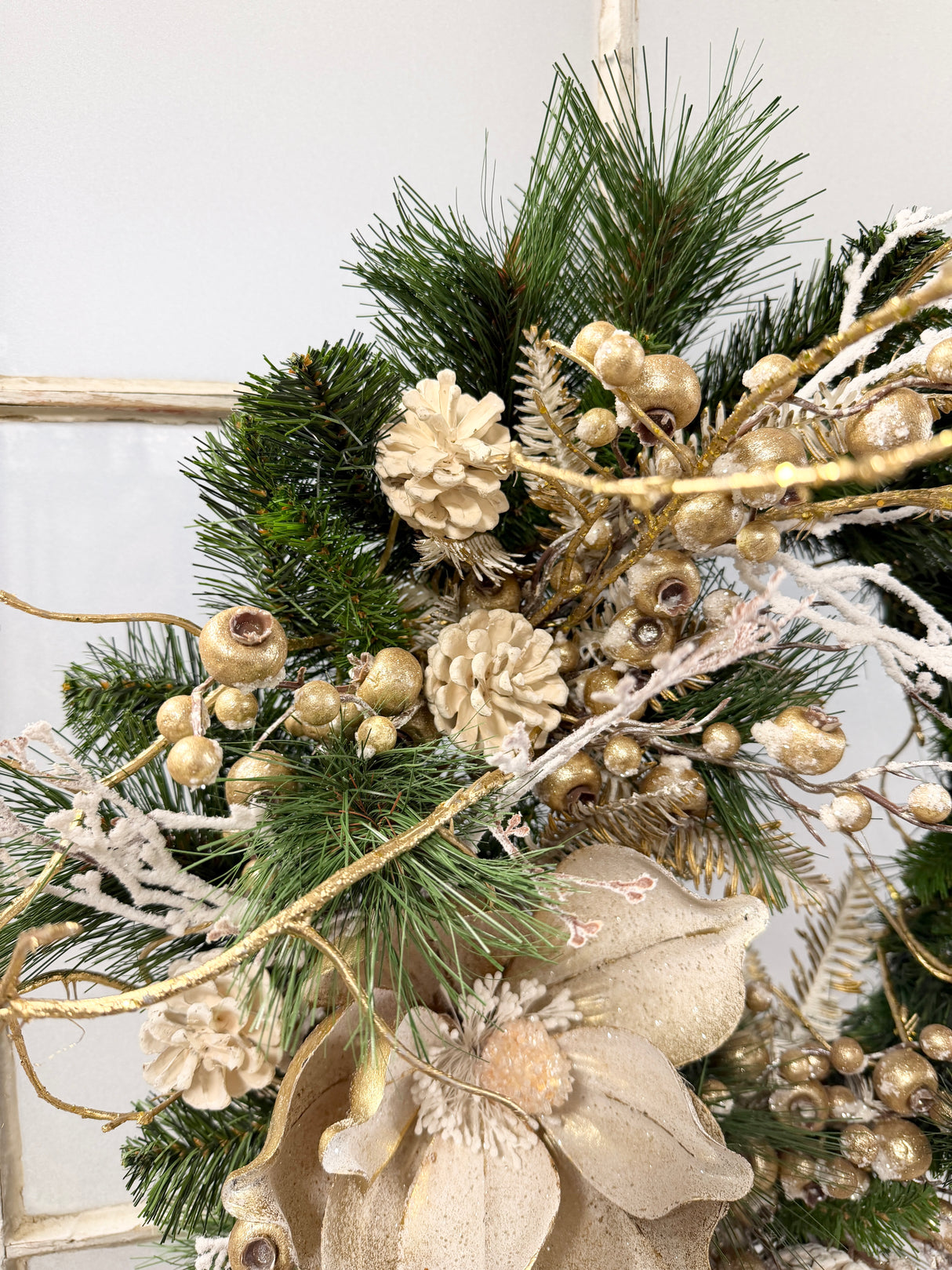 20" Champagne Toast Wreath