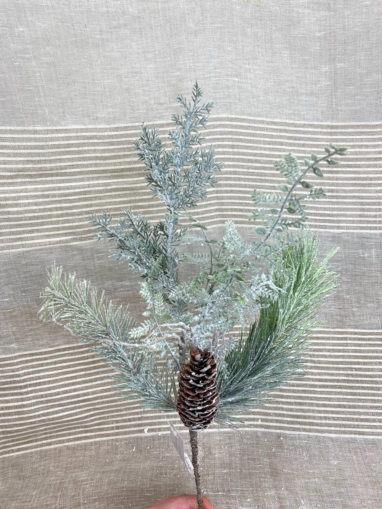 Snowflake Pinecone Pick