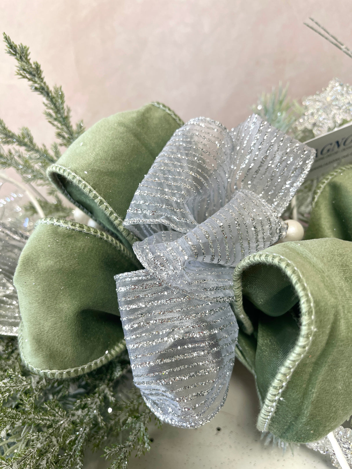 28" Frosty Greens Swag