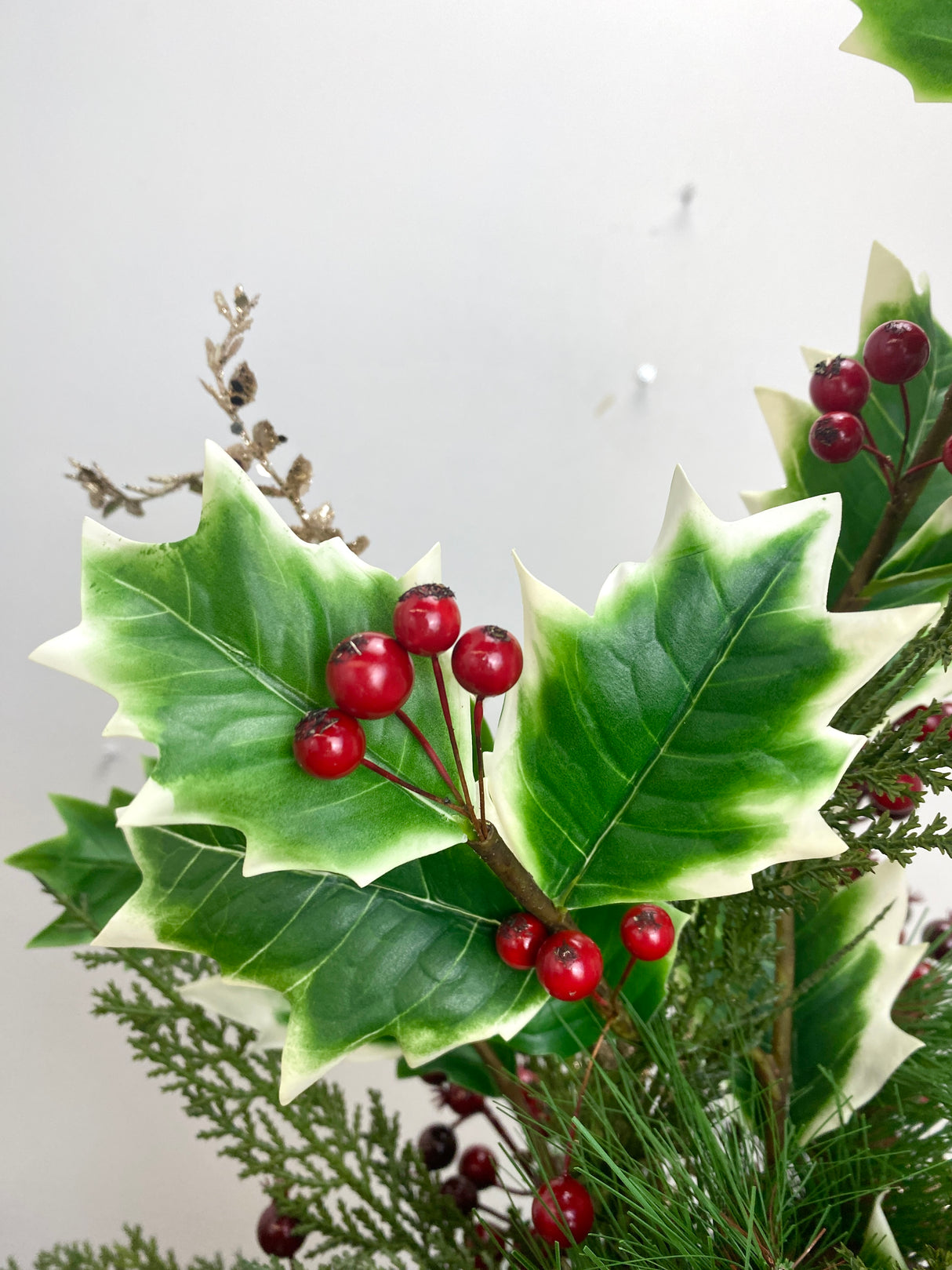 30" Christmas Traditions Drop-in