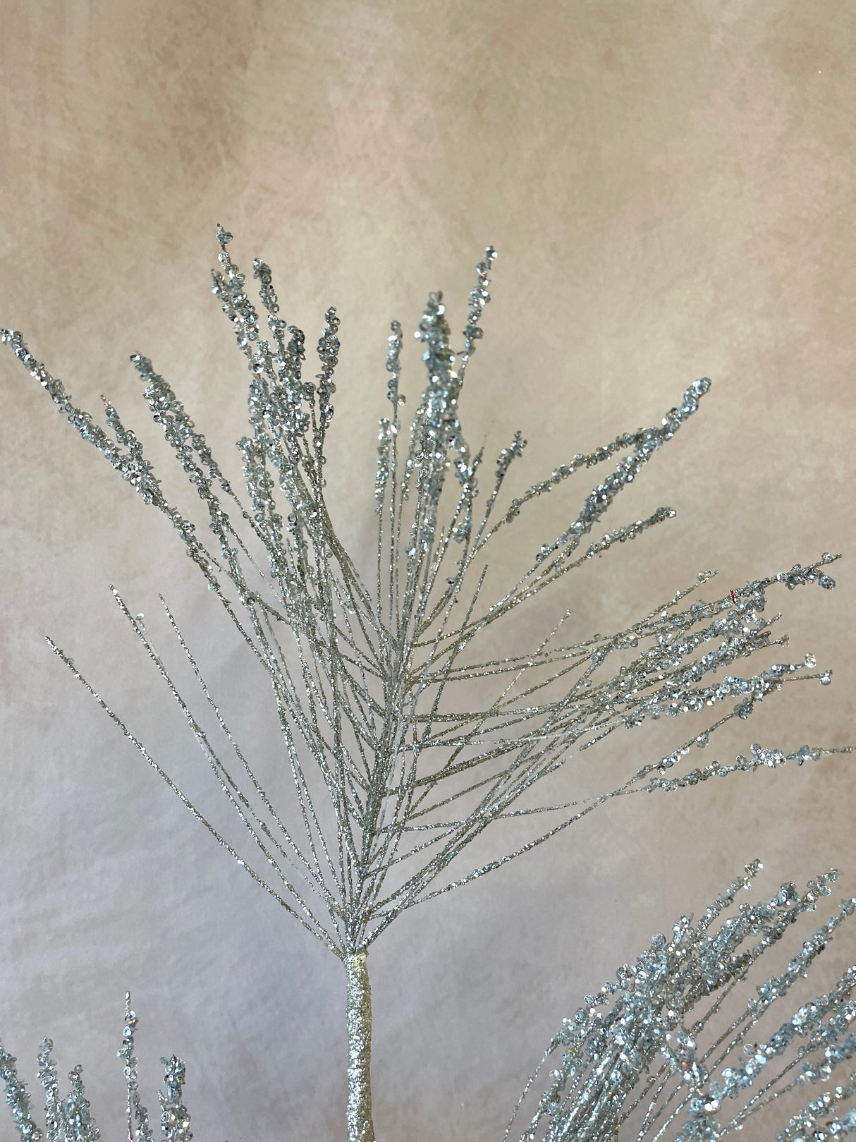 Platinum Iced Long Needle Spray