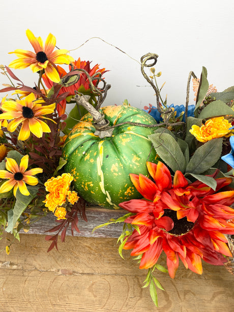 25" Fall Garden Barn Box