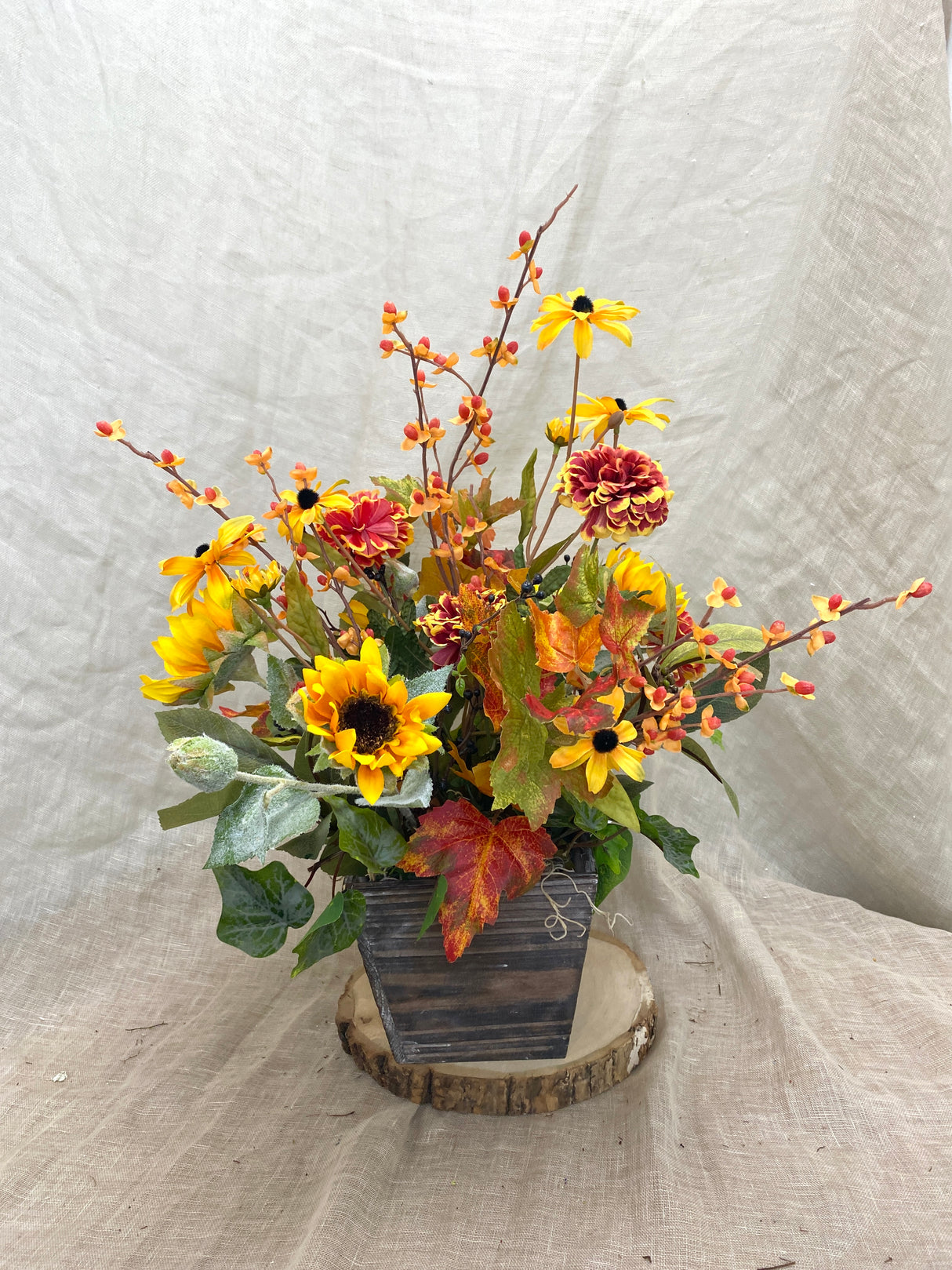 23" Fall Garden Centerpiece
