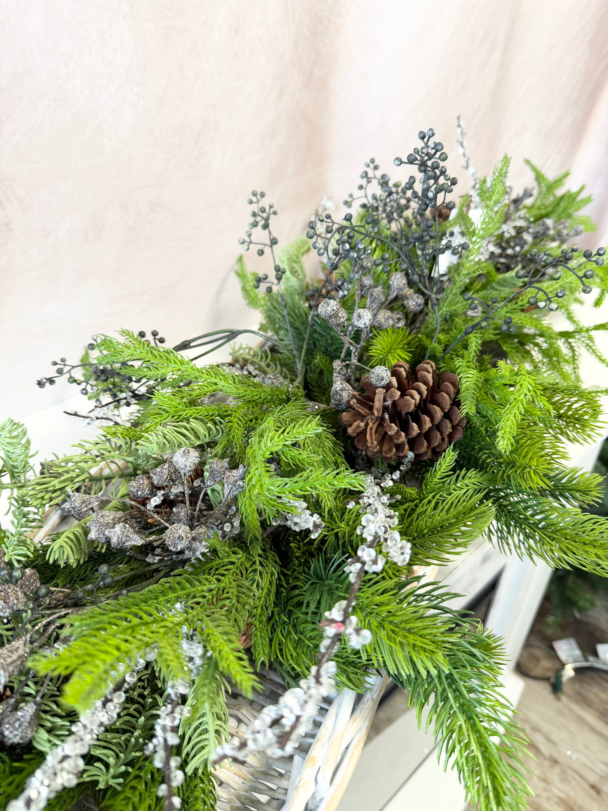 38" The Chills of Winter Swag