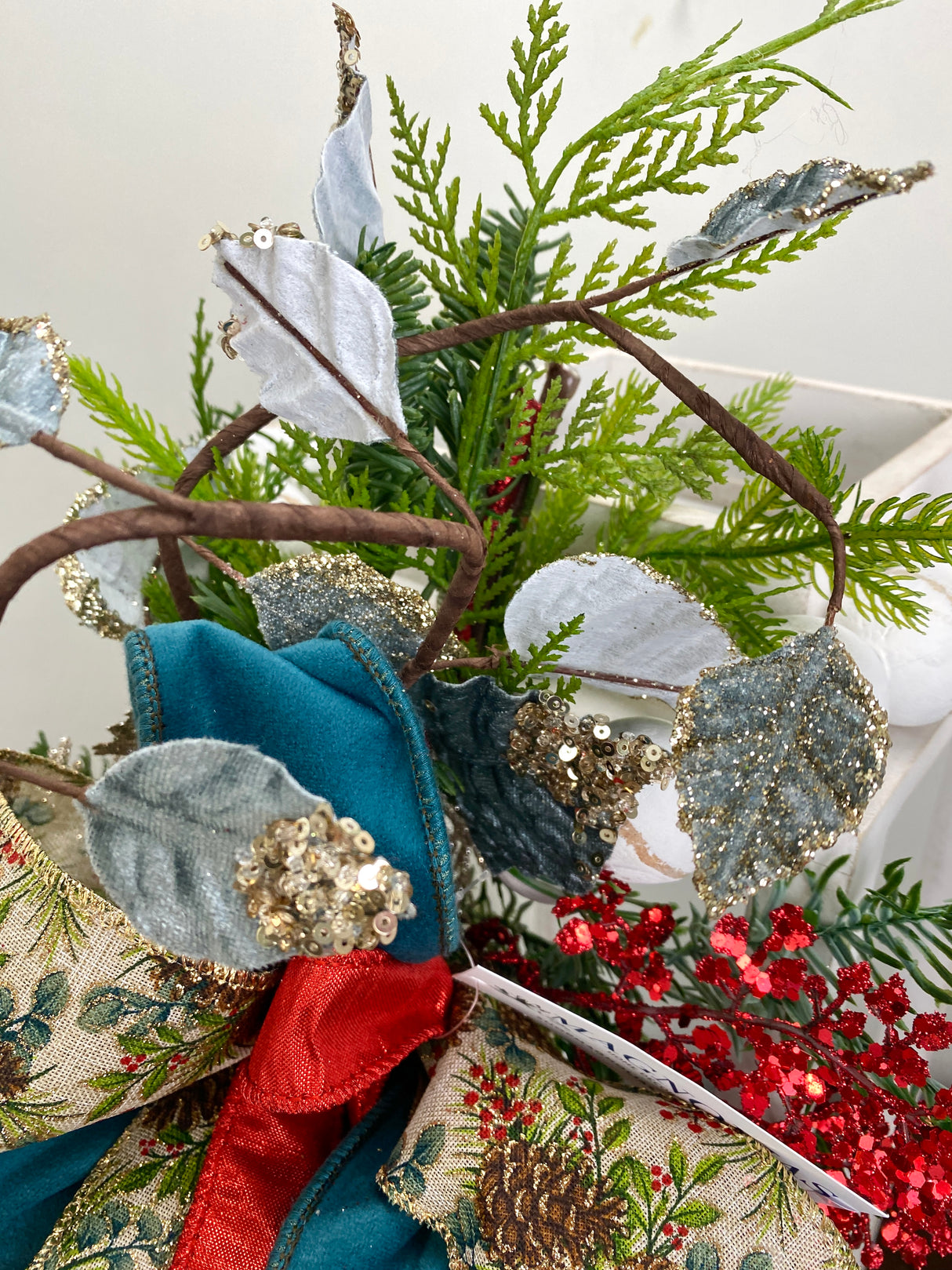 25" Christmas Glimmer Vertical Swag