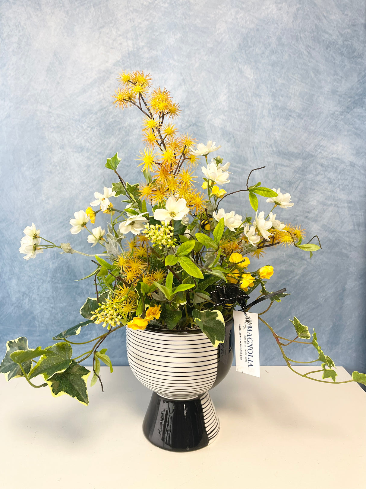 22" Bee Wild and Free Centerpiece