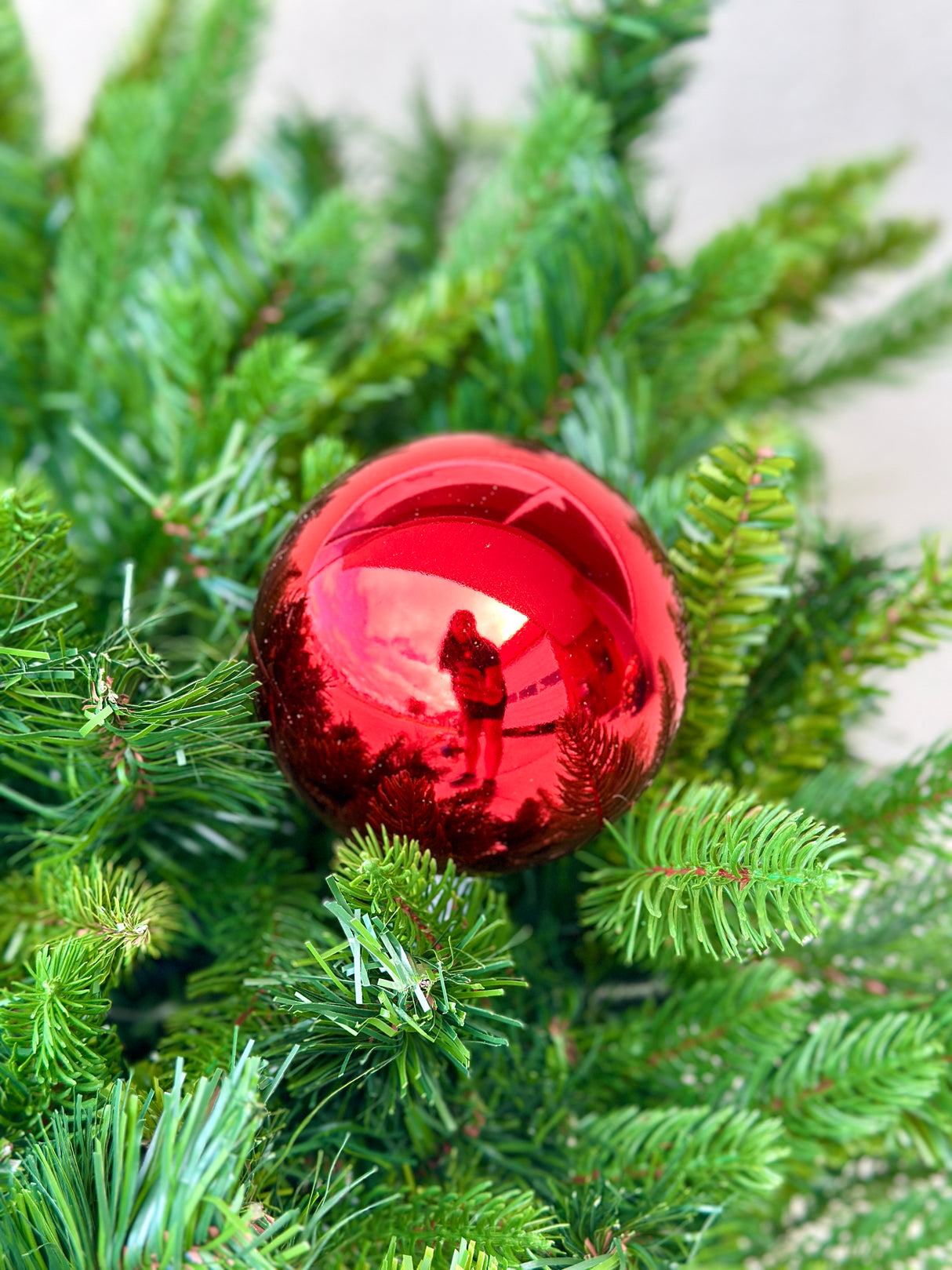 Shiny Red Ornament Stake