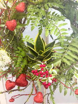 22" Tangled In Love Wreath