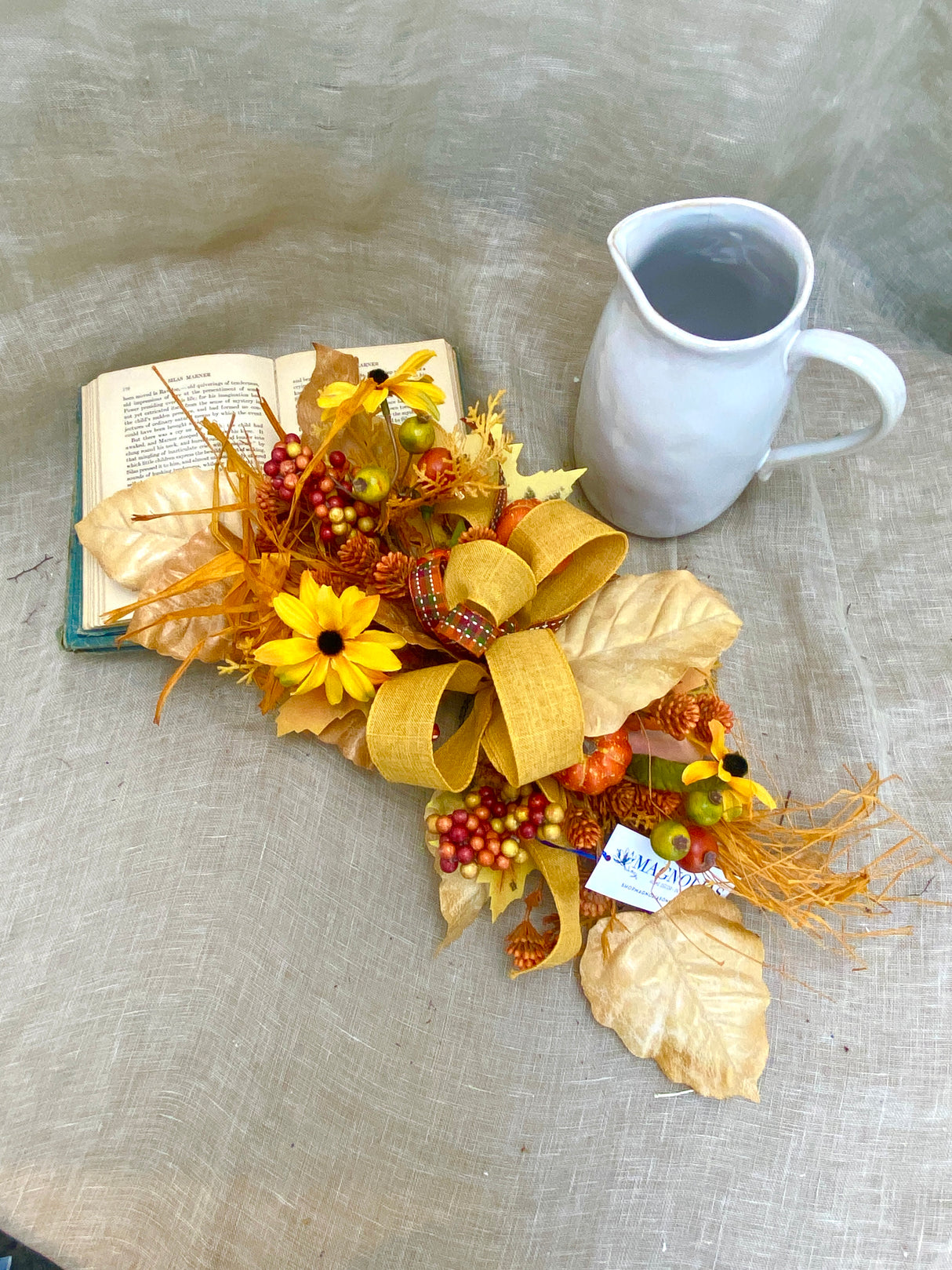 18" Golden Autumn Swag
