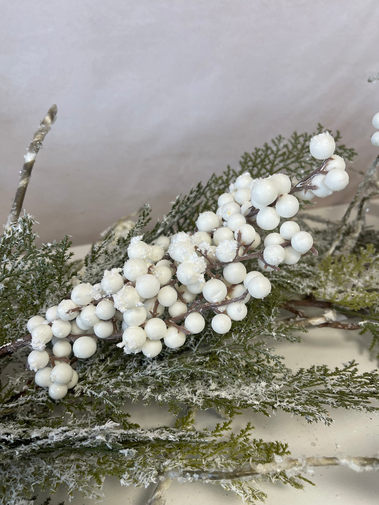 53" Snowberry Garland