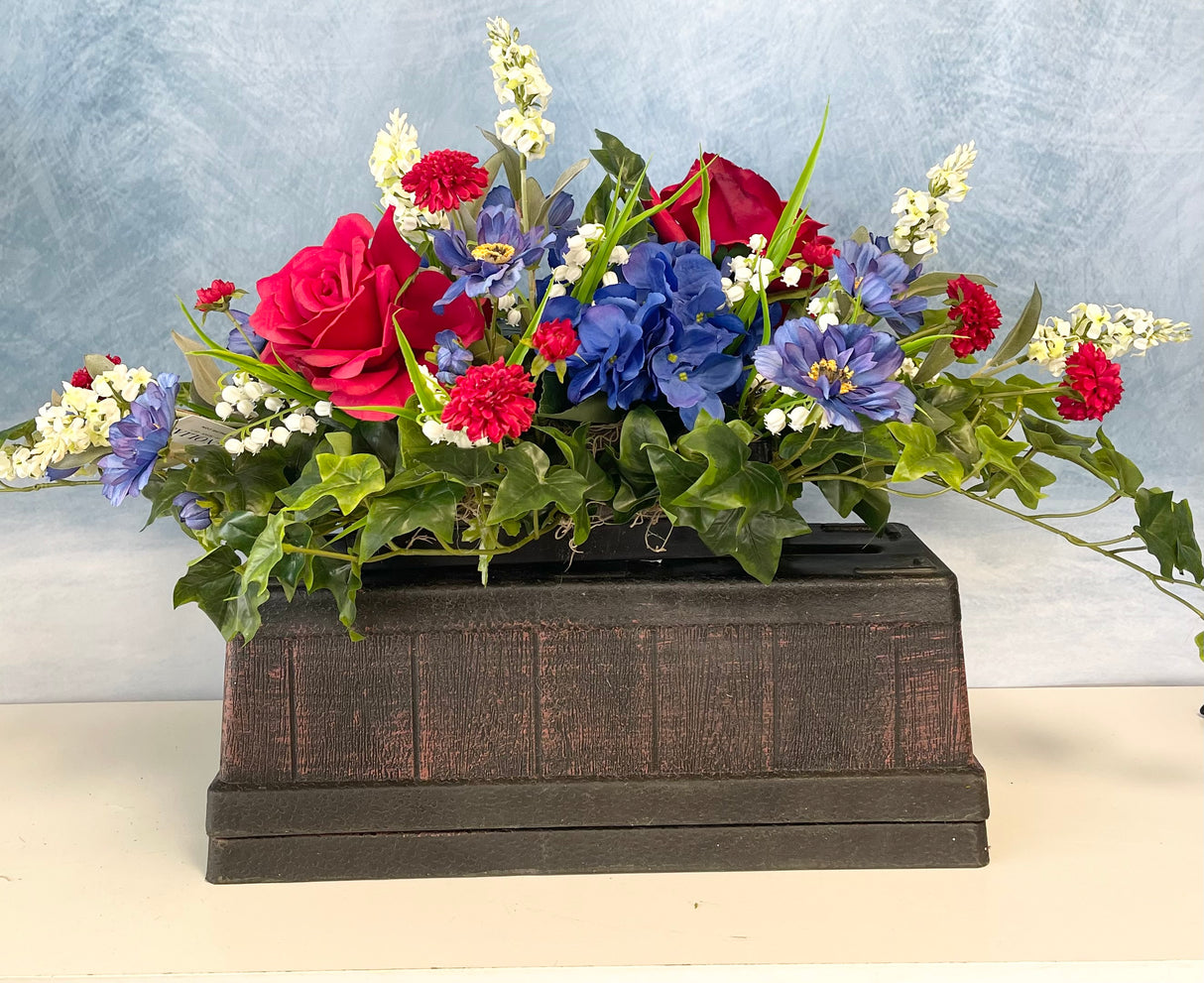 33" Together As One Memorial Saddle