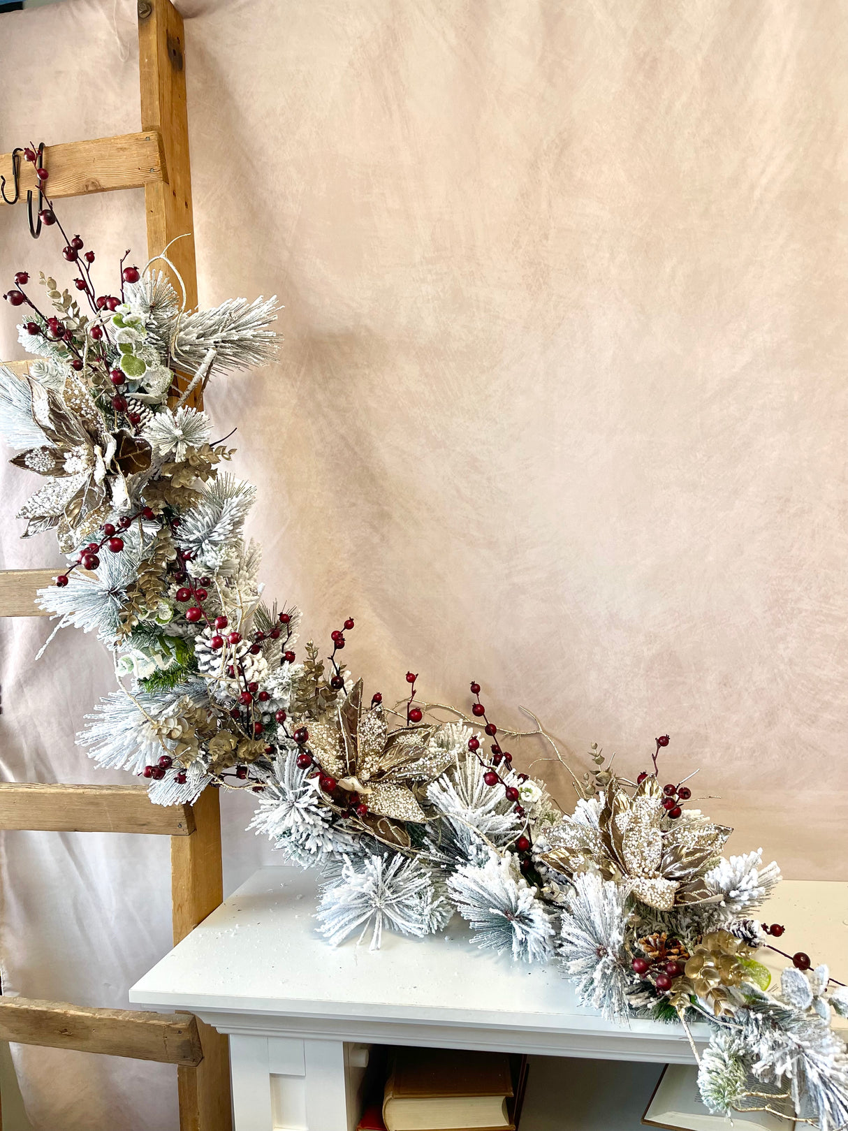 68" The Magic Of Winter Garland