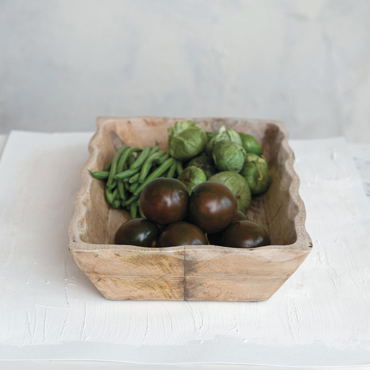 Mable Mango Wood Tray w/ Scalloped Edge