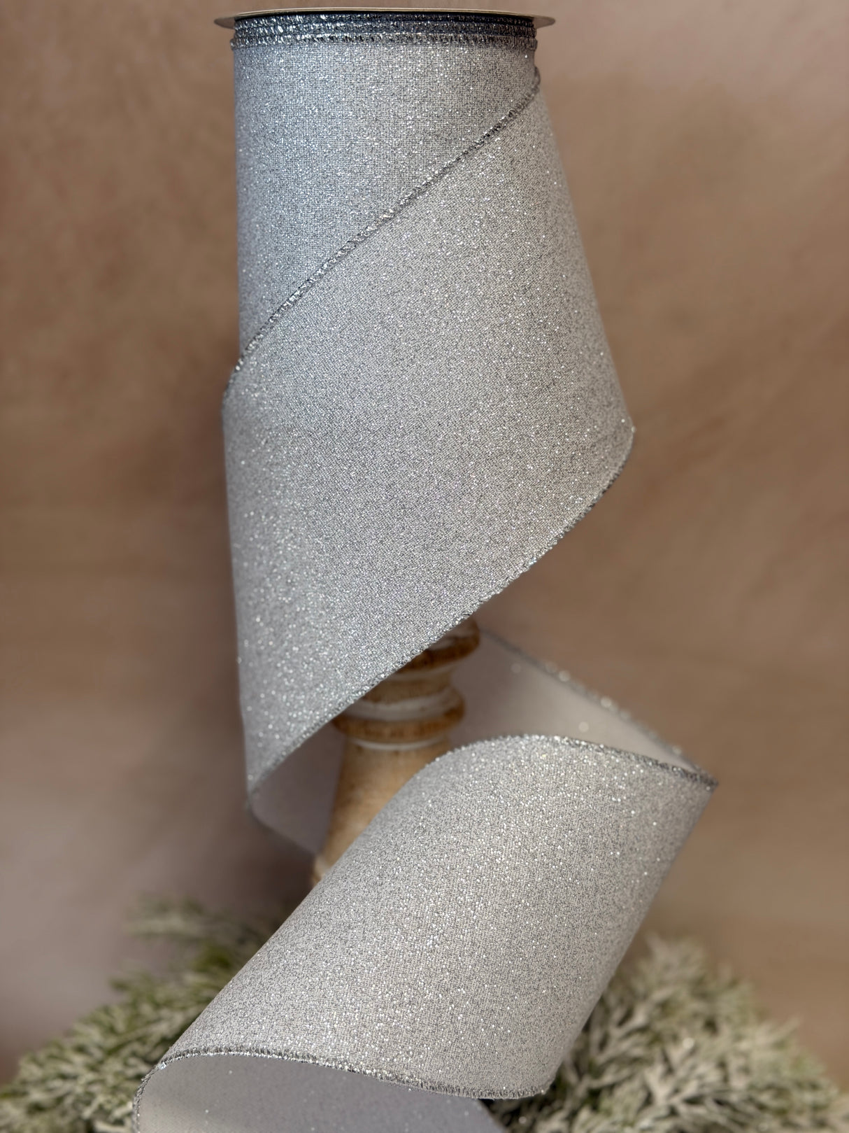 Wonderful Time Ribbon Bolt