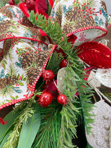 22" Holly and Pine Small Swag