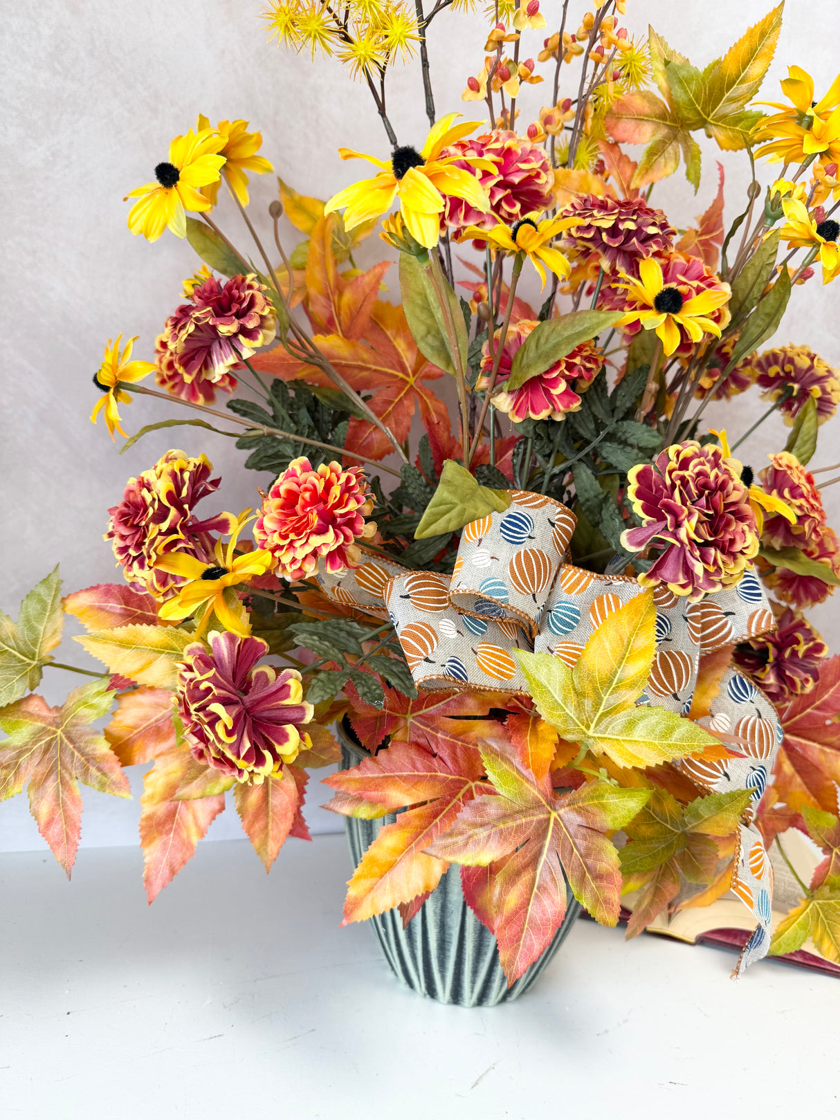 29" Autumn Brilliance Step Sitter