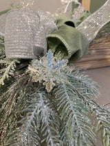 28" Frosty Greens Swag