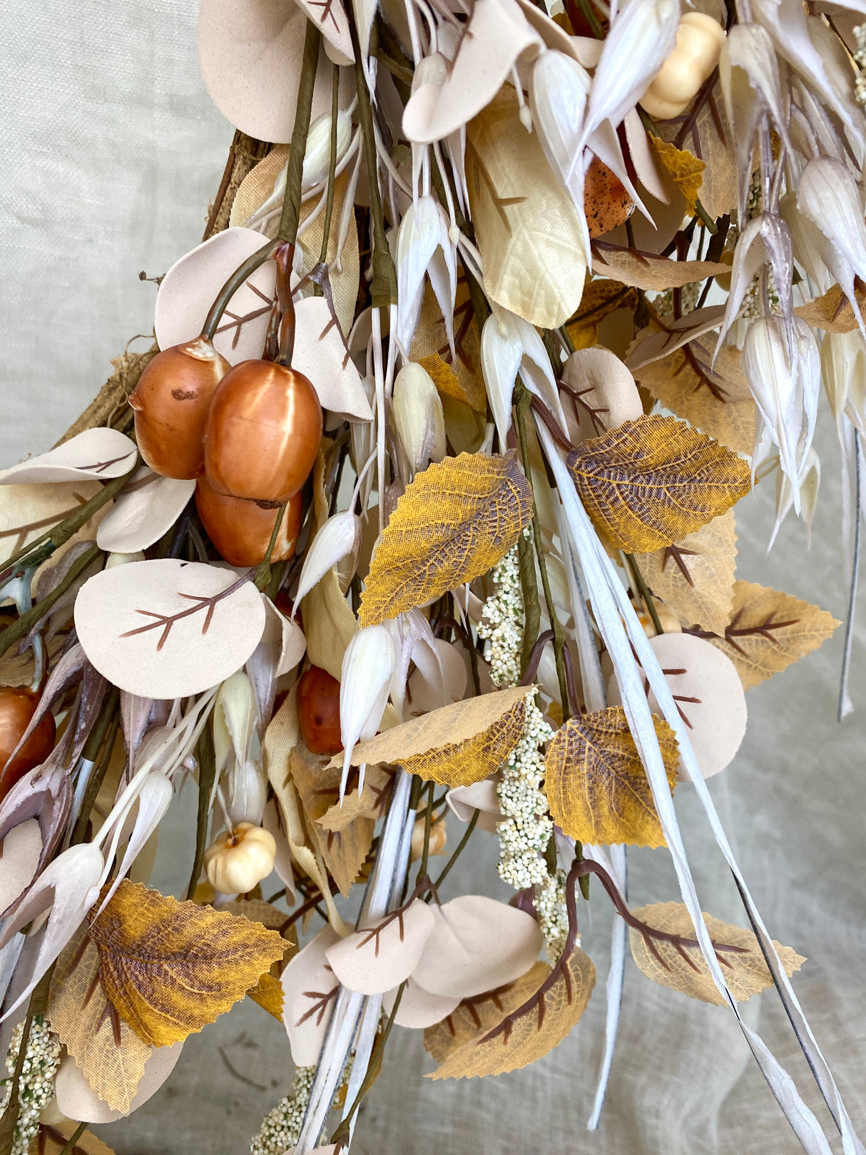 28" Bay Leaf Pod Wreath