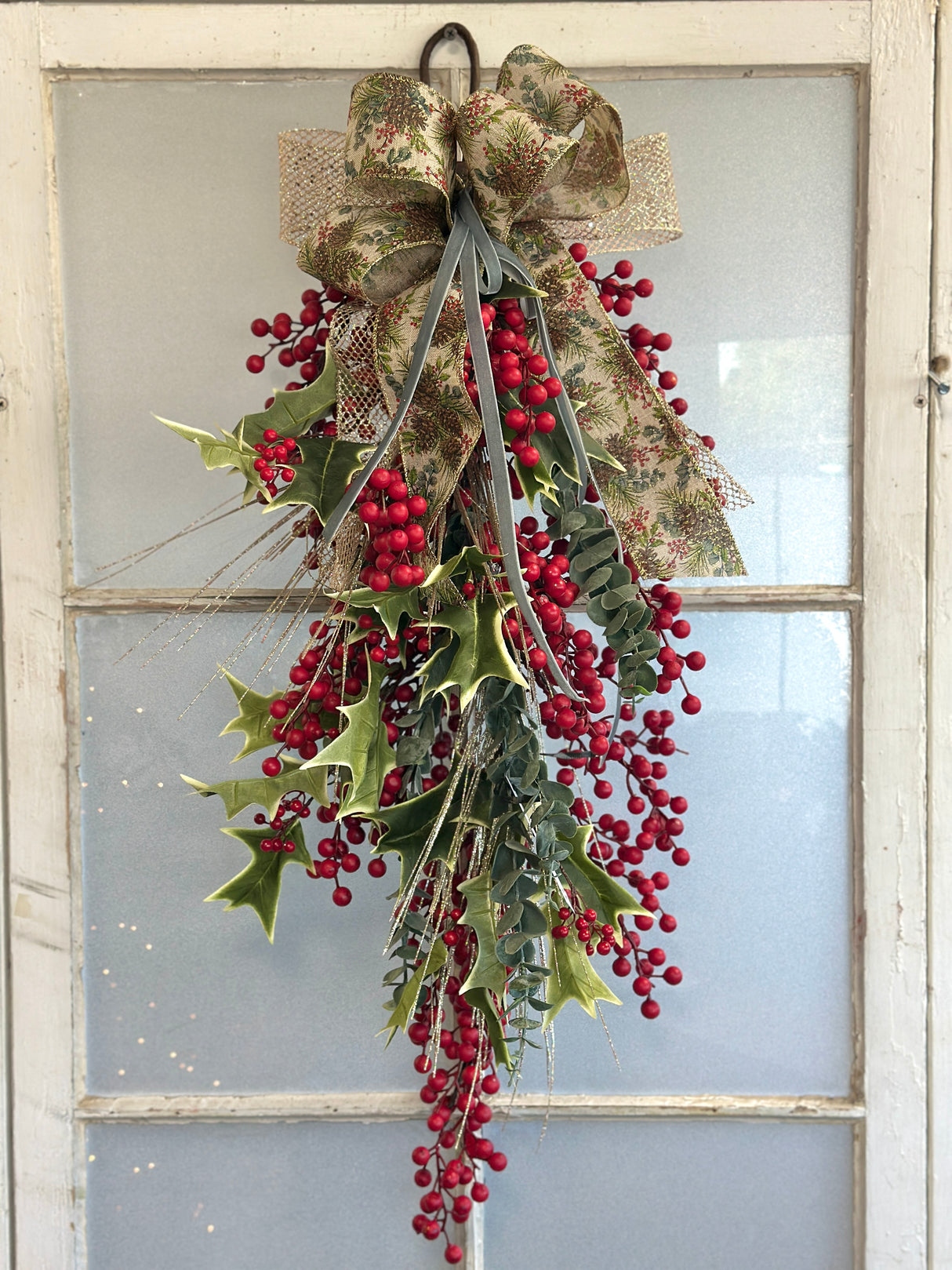 30" Winter Garden Swag