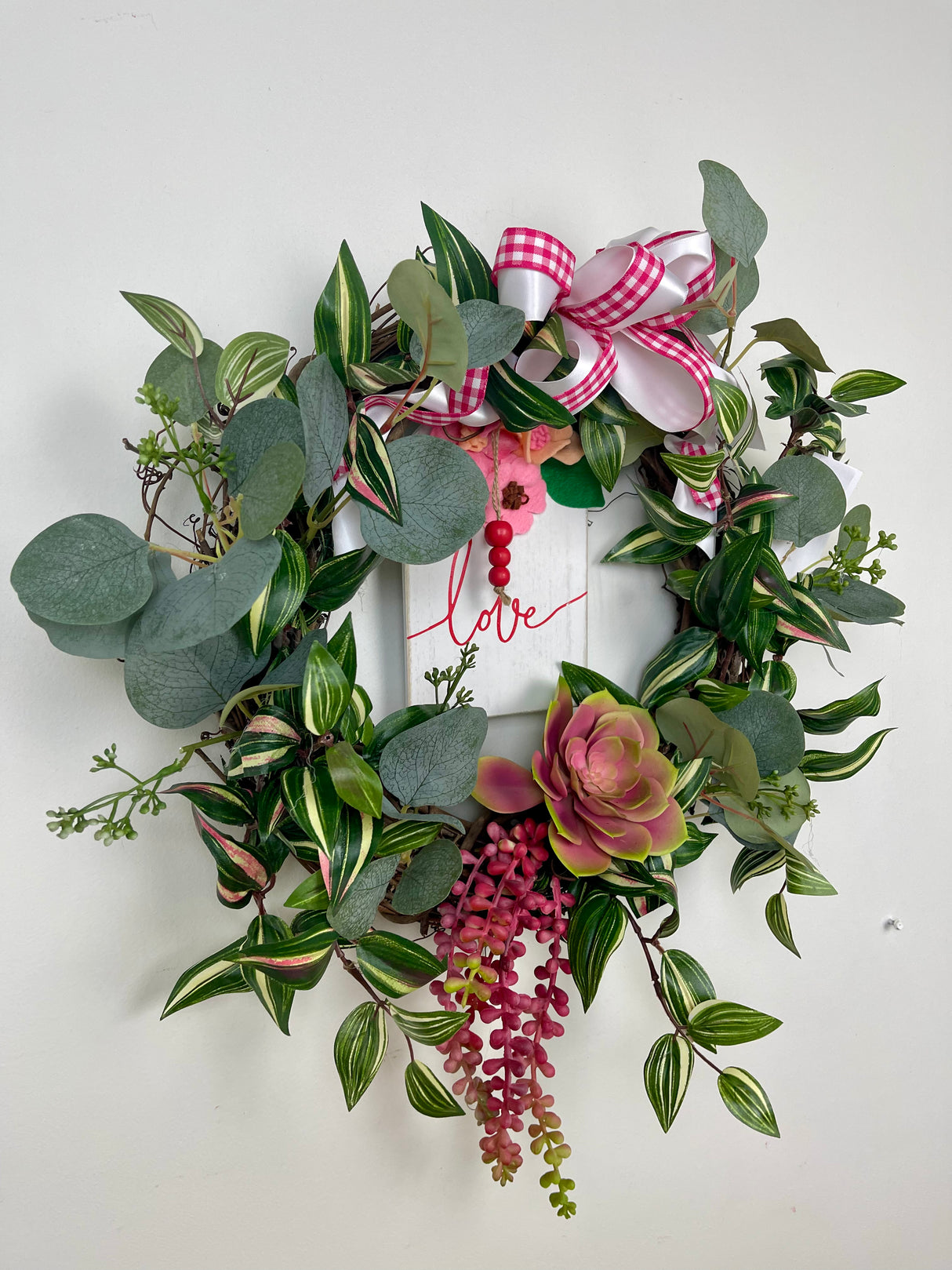 17" Lovely Love Wreath