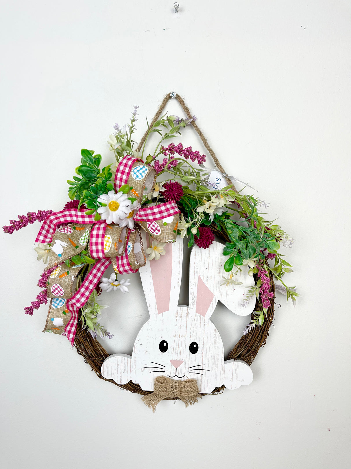 16" Happy Hopper Wreath