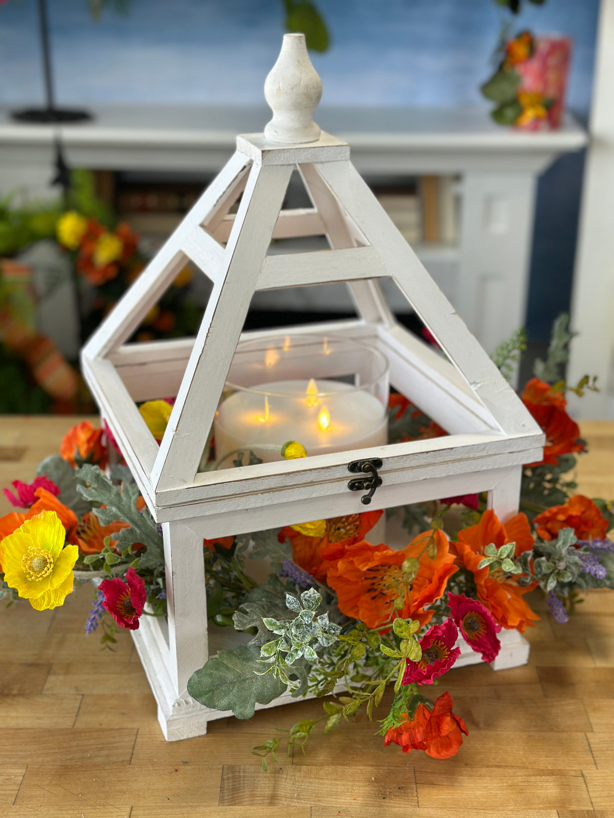 White Square Pyramid Lanterns- 2 Sizes