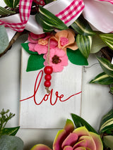 17" Lovely Love Wreath