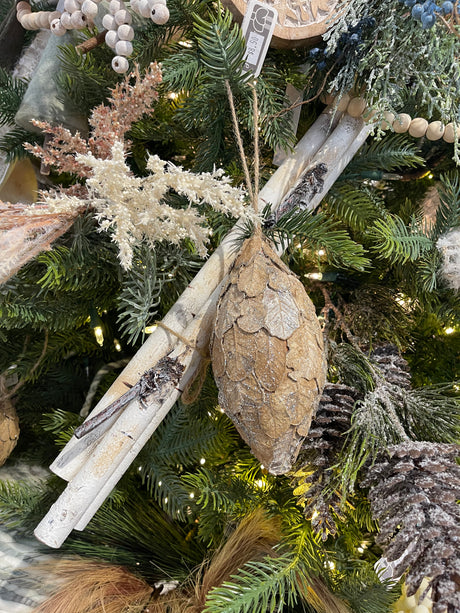 Leaf Finial Ornament