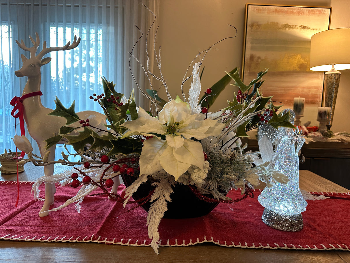 37" Amy's Signature Centerpiece