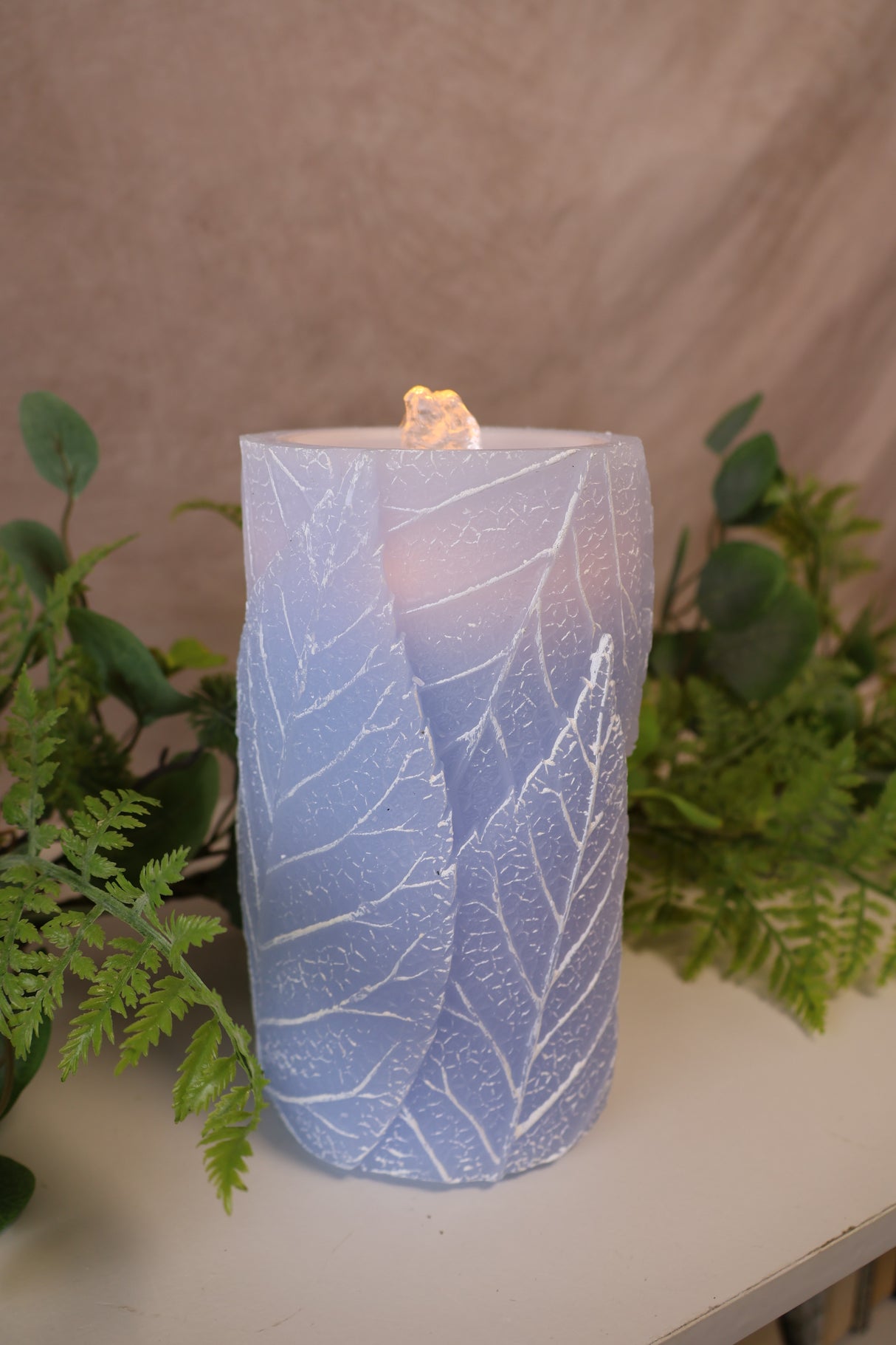 Lavender Leaves Fountain Candle