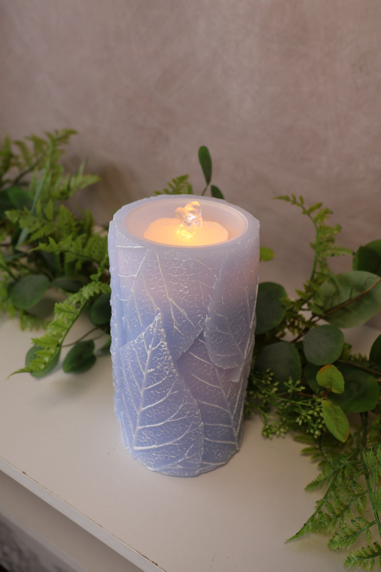 Lavender Leaves Fountain Candle