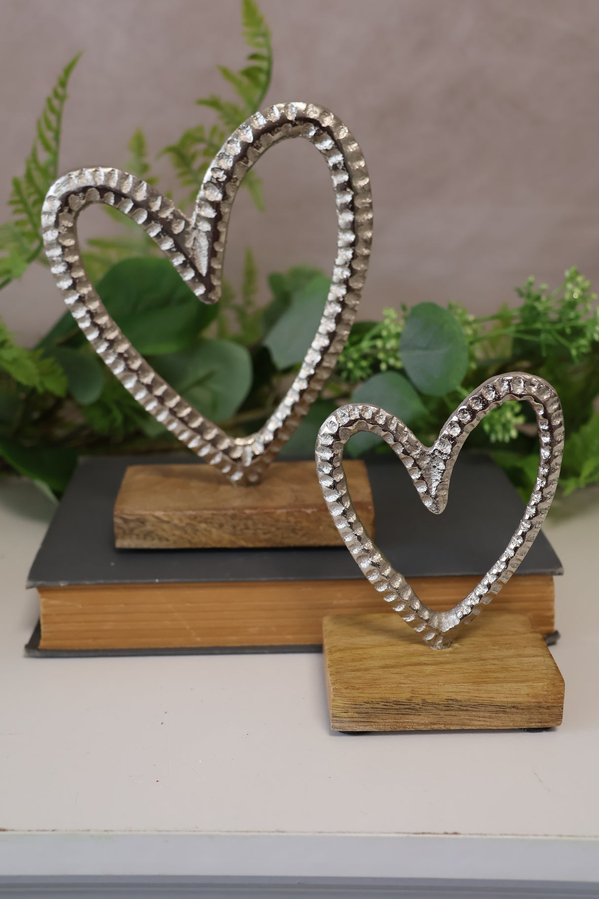 Metal Heart on Stand -2 Sizes